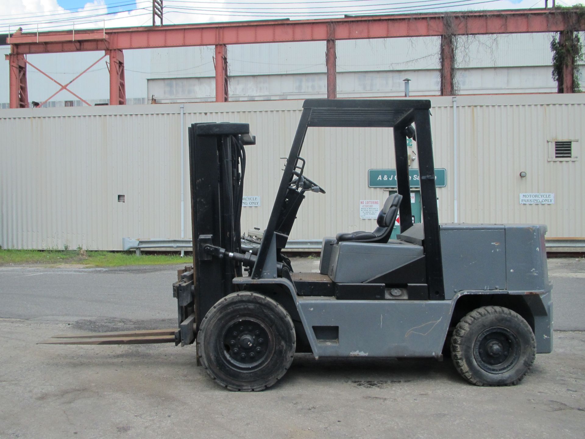 Clark GPX50 10,000lb Forklift