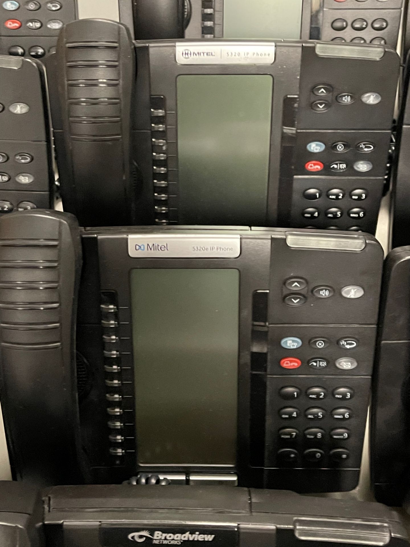 Lot of Office Phones - Image 4 of 10