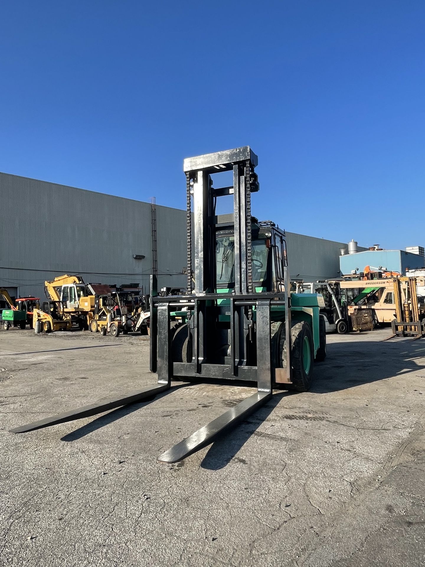 Mitsubishi FD150 33,000lb Forklift - Image 7 of 13