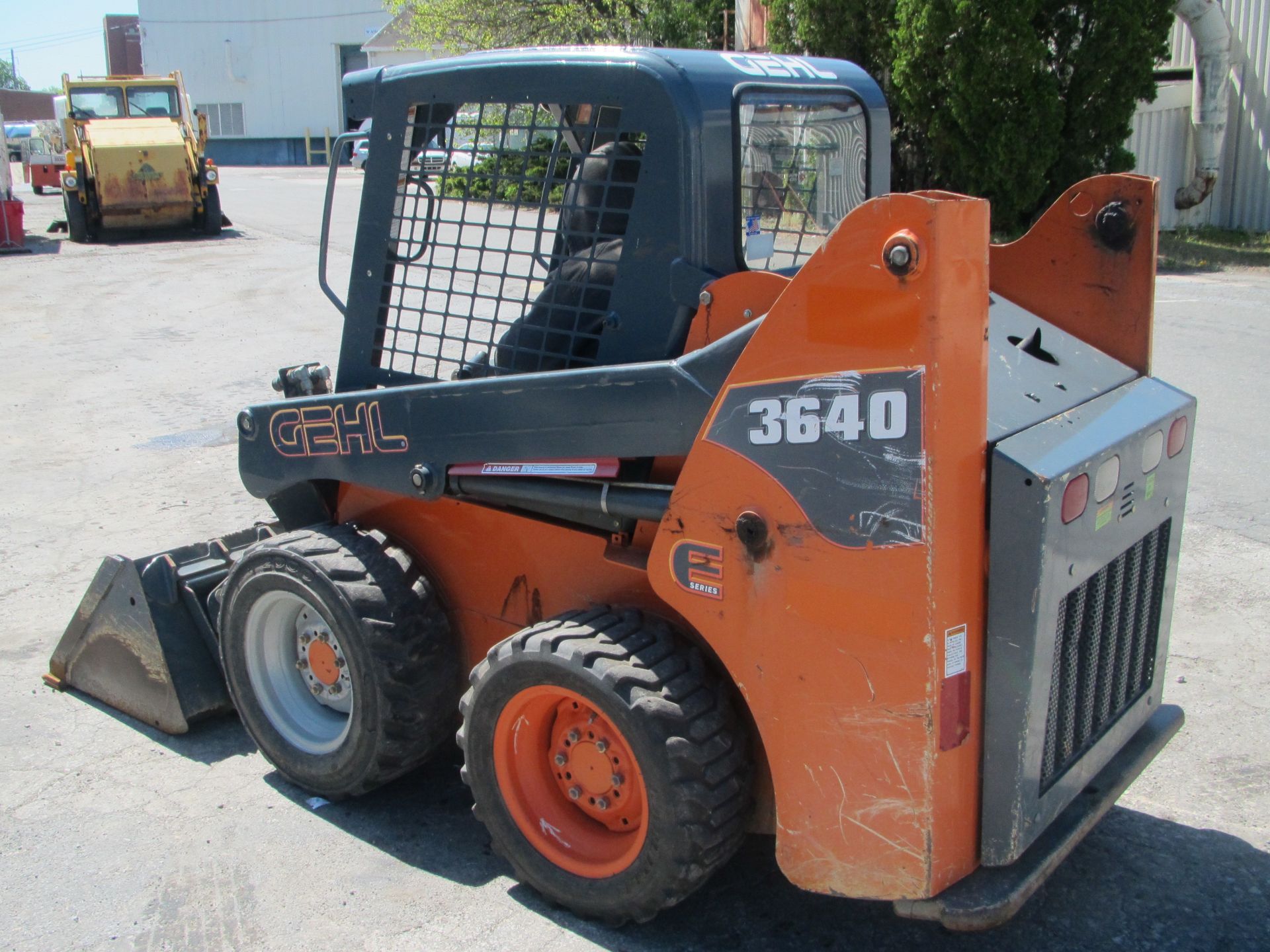 2017 Gehl 3640 E Series Skid Steer - Image 7 of 14