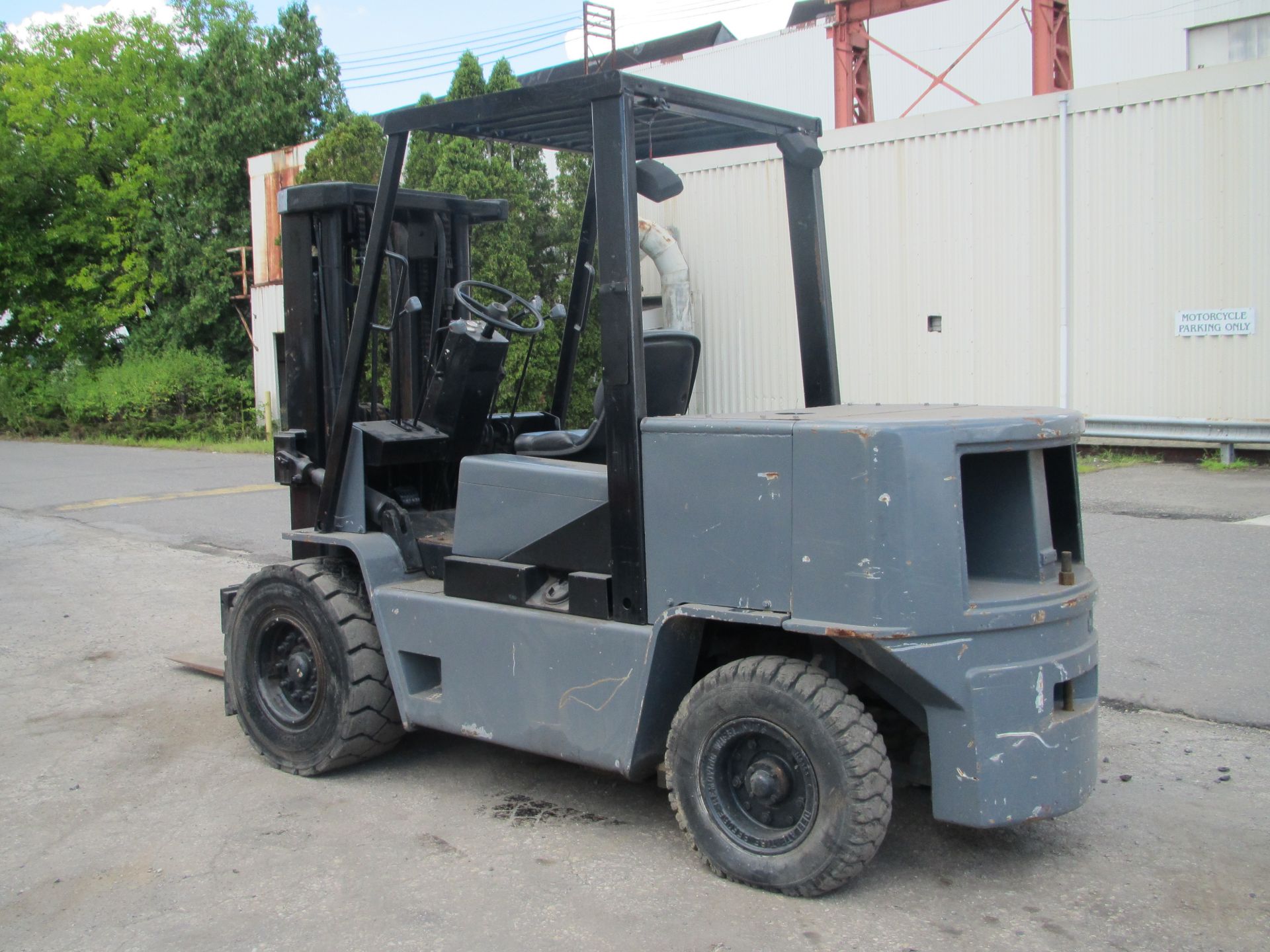 Clark GPX50 10,000lb Forklift - Image 4 of 9