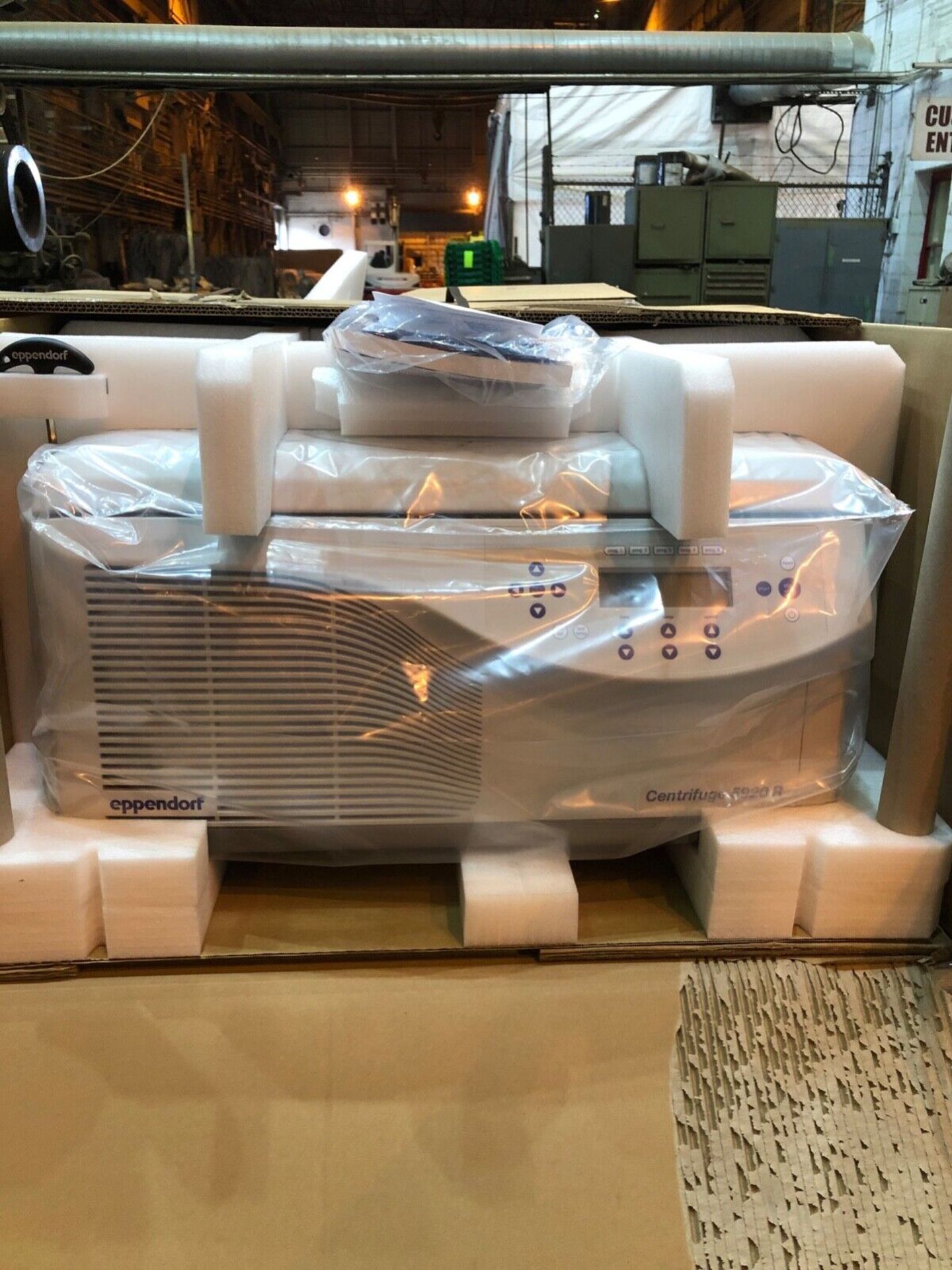 Brand New Eppendorf 5920R Centrifuge