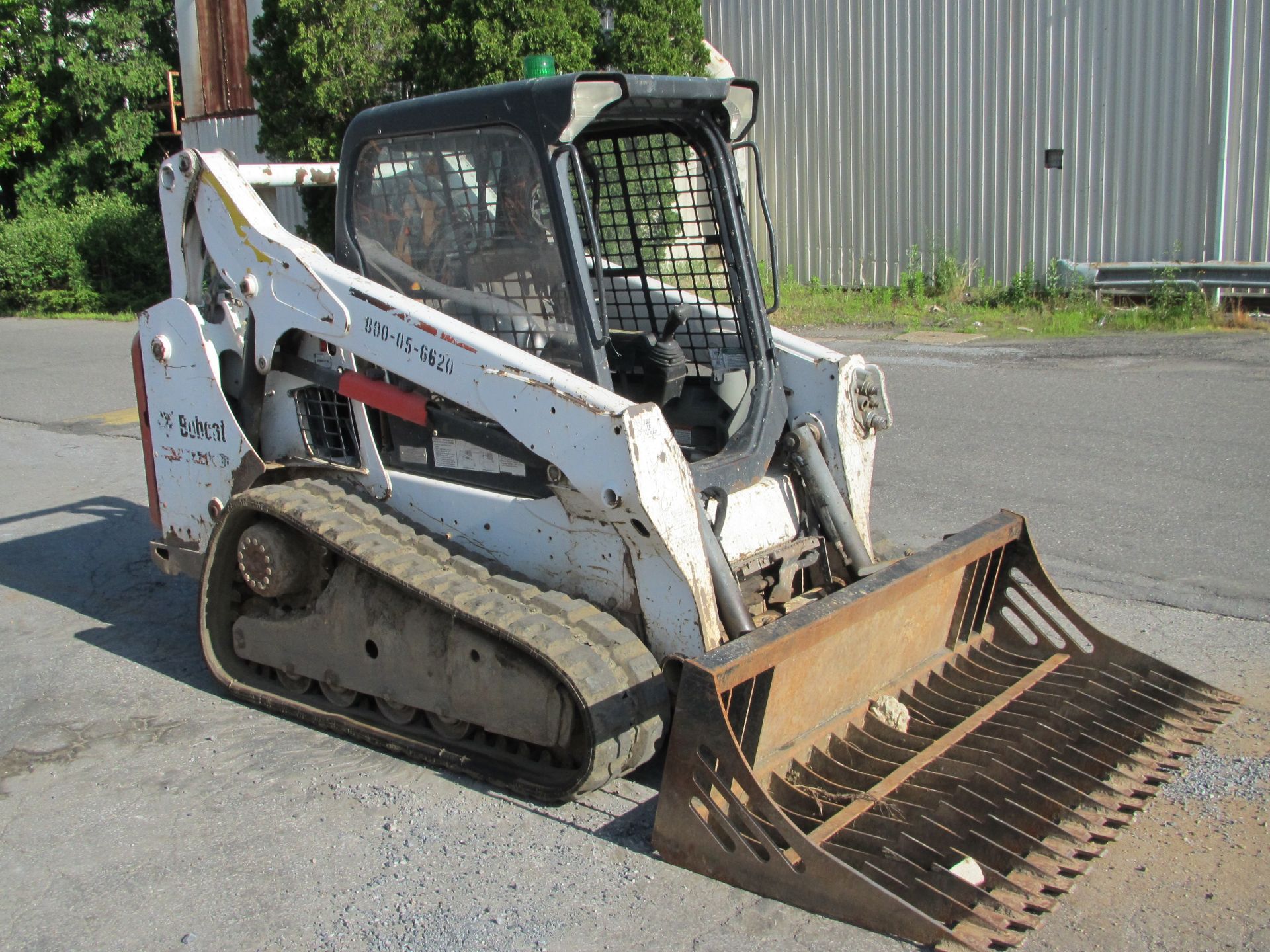 2015 Bobcat T590 Skid Steer - Image 2 of 19