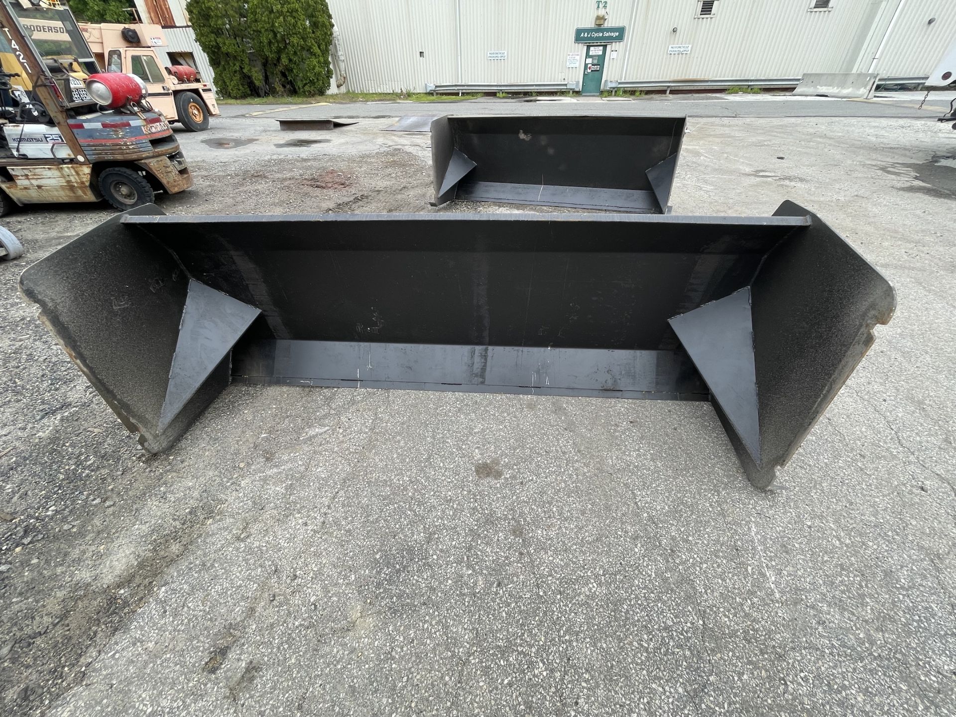 Brand New 92'' Snow Pusher Skid Steer Attachment (SP2)