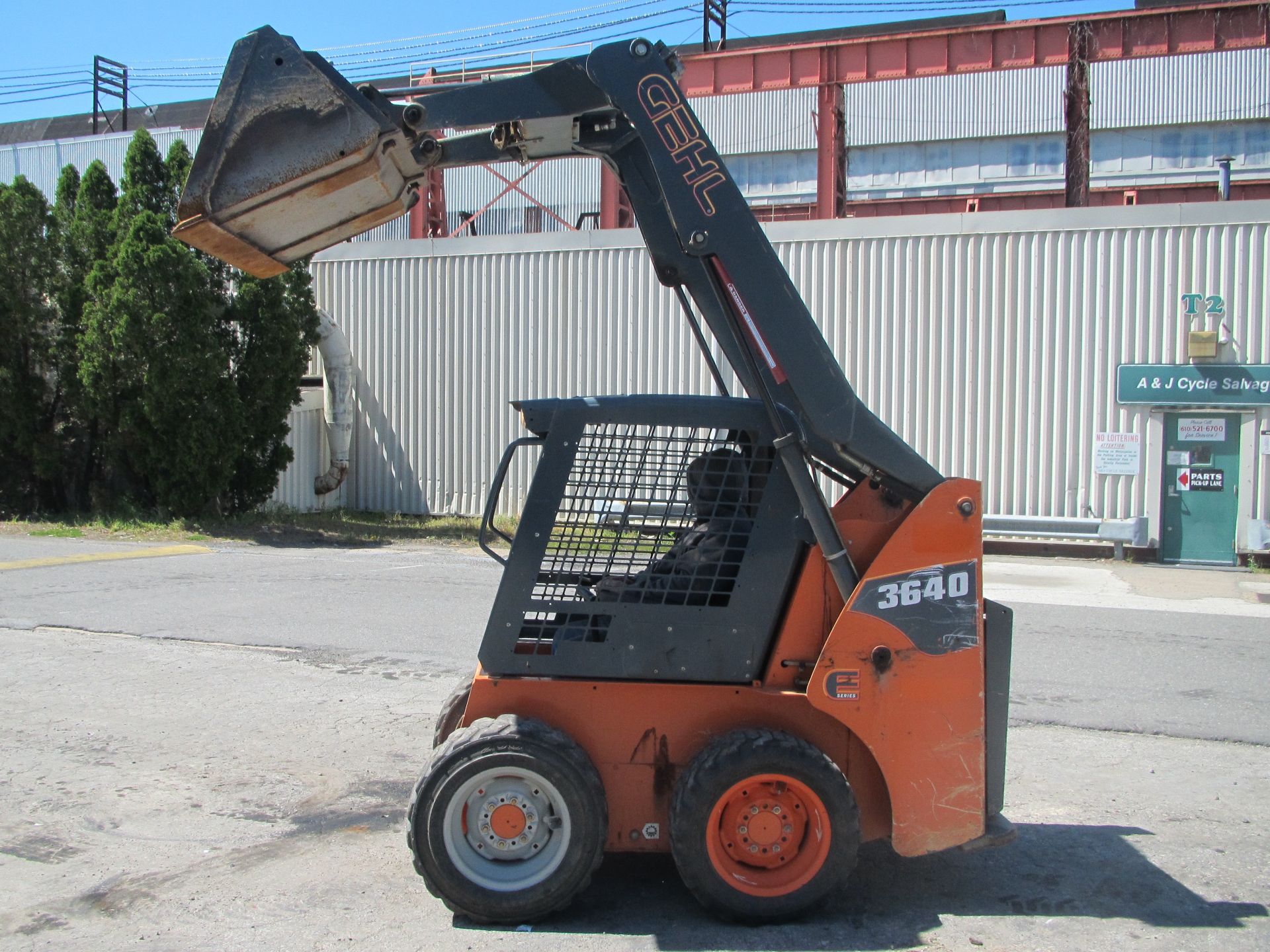 2017 Gehl 3640 E Series Skid Steer - Image 9 of 14