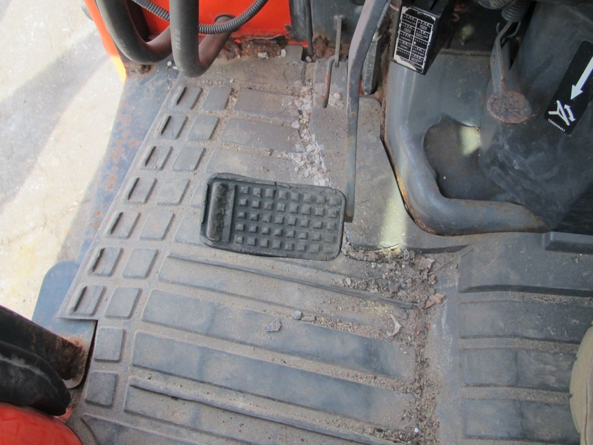 Kubota L3130D Tractor - Image 14 of 17