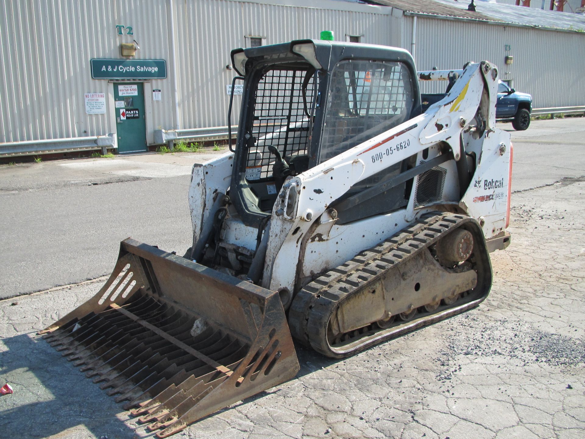 2015 Bobcat T590 Skid Steer - Image 7 of 19