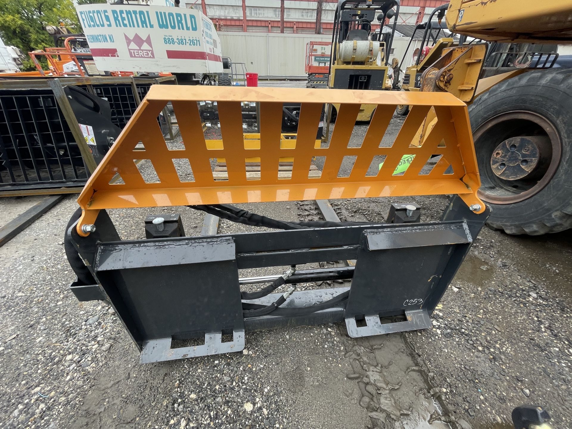 New Wolverine Skid Steer Fork Attachment (C253E) - Image 4 of 6