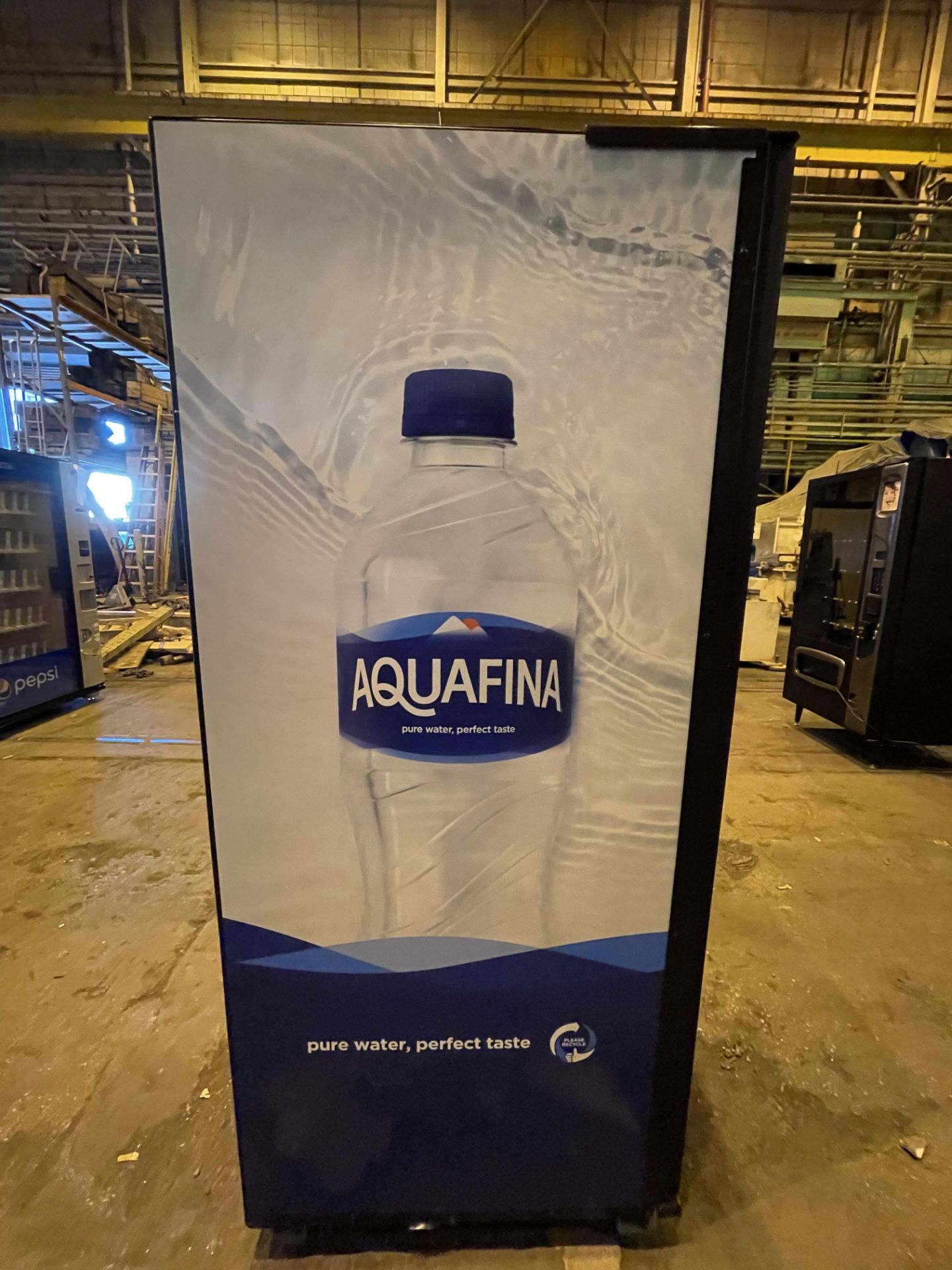 REFURBED AQUAFINA BOTTLE VENDING MACHINE (BC14) - Image 5 of 8