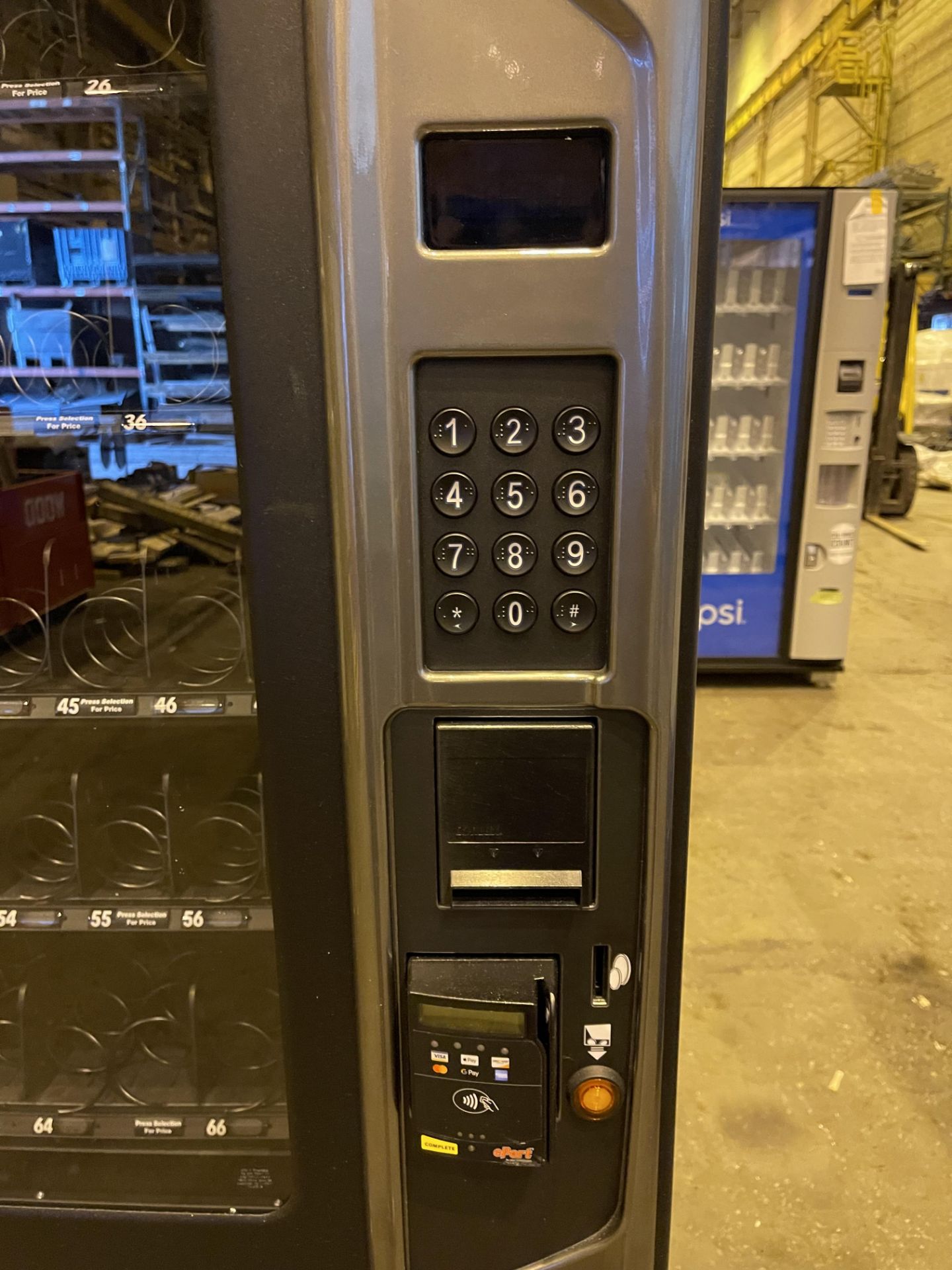 Brand New Vending Machine (BC9) - Image 4 of 6