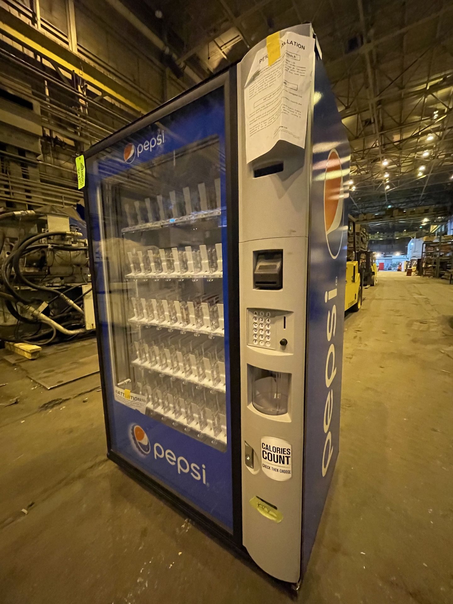 REFURBED PEPSI VENDING MACHINE (BC12) - Image 7 of 8