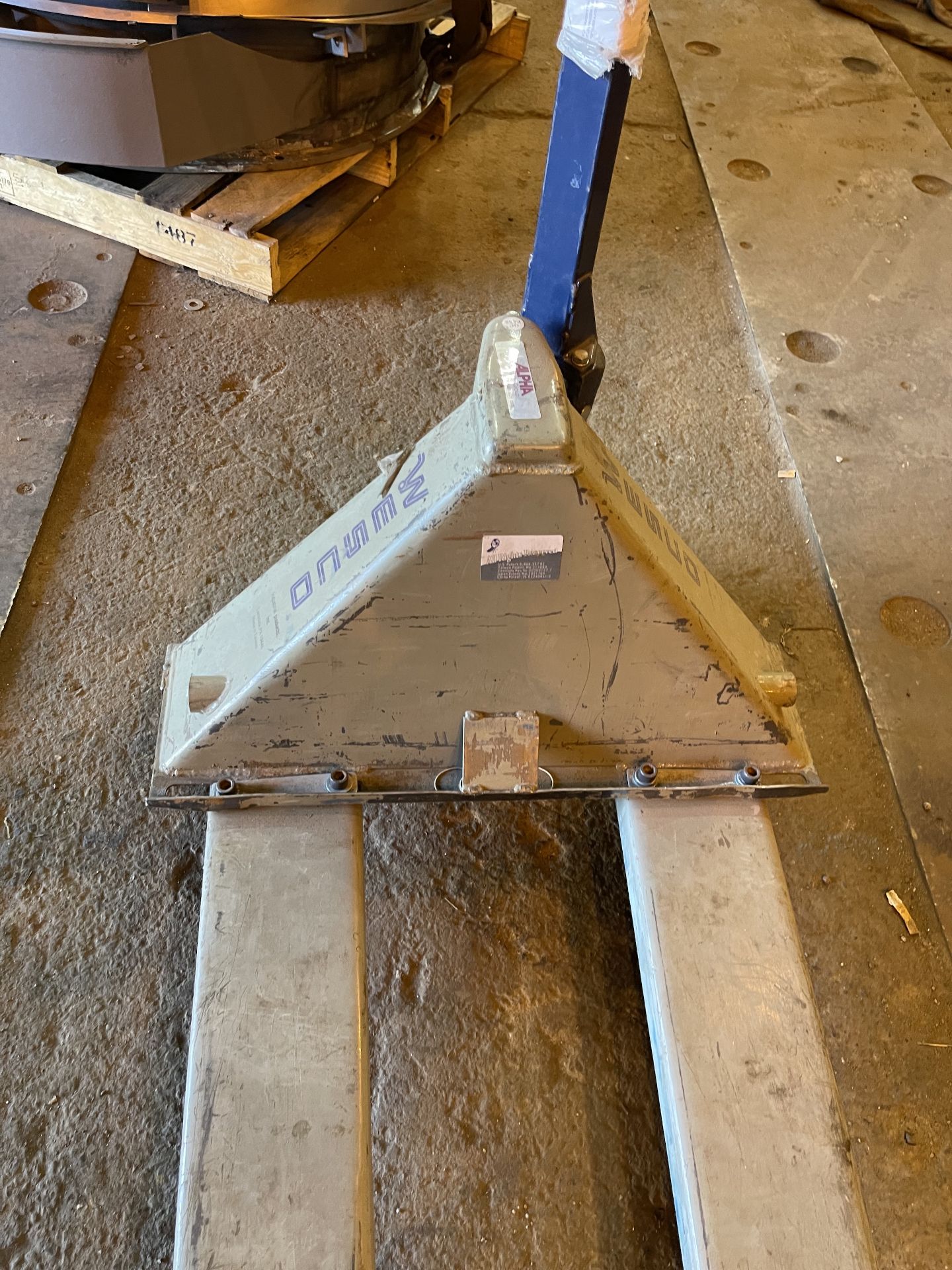 Pallet Jack with Adjustable Forks (PJ3) - Image 4 of 4