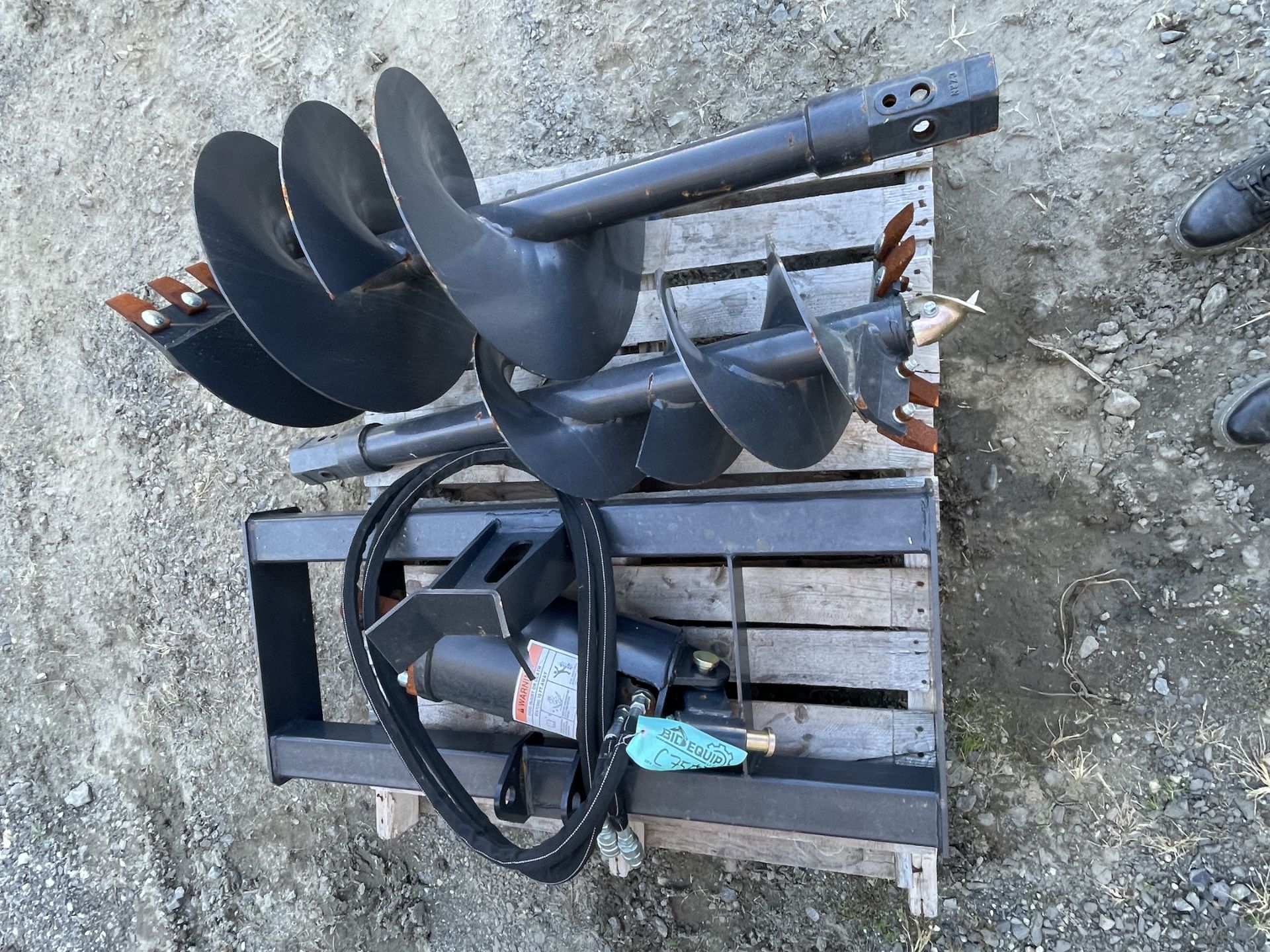 Brand New Wolverine Auger Skid Steer Attachment (C75E) - Image 9 of 10