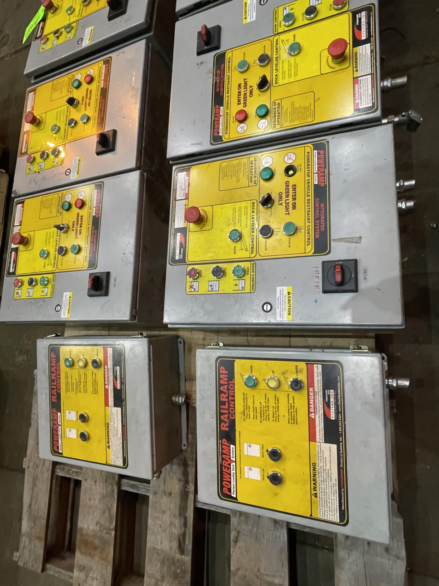 Lot of 8 Loading Dock Controls (DR22) - Image 2 of 8