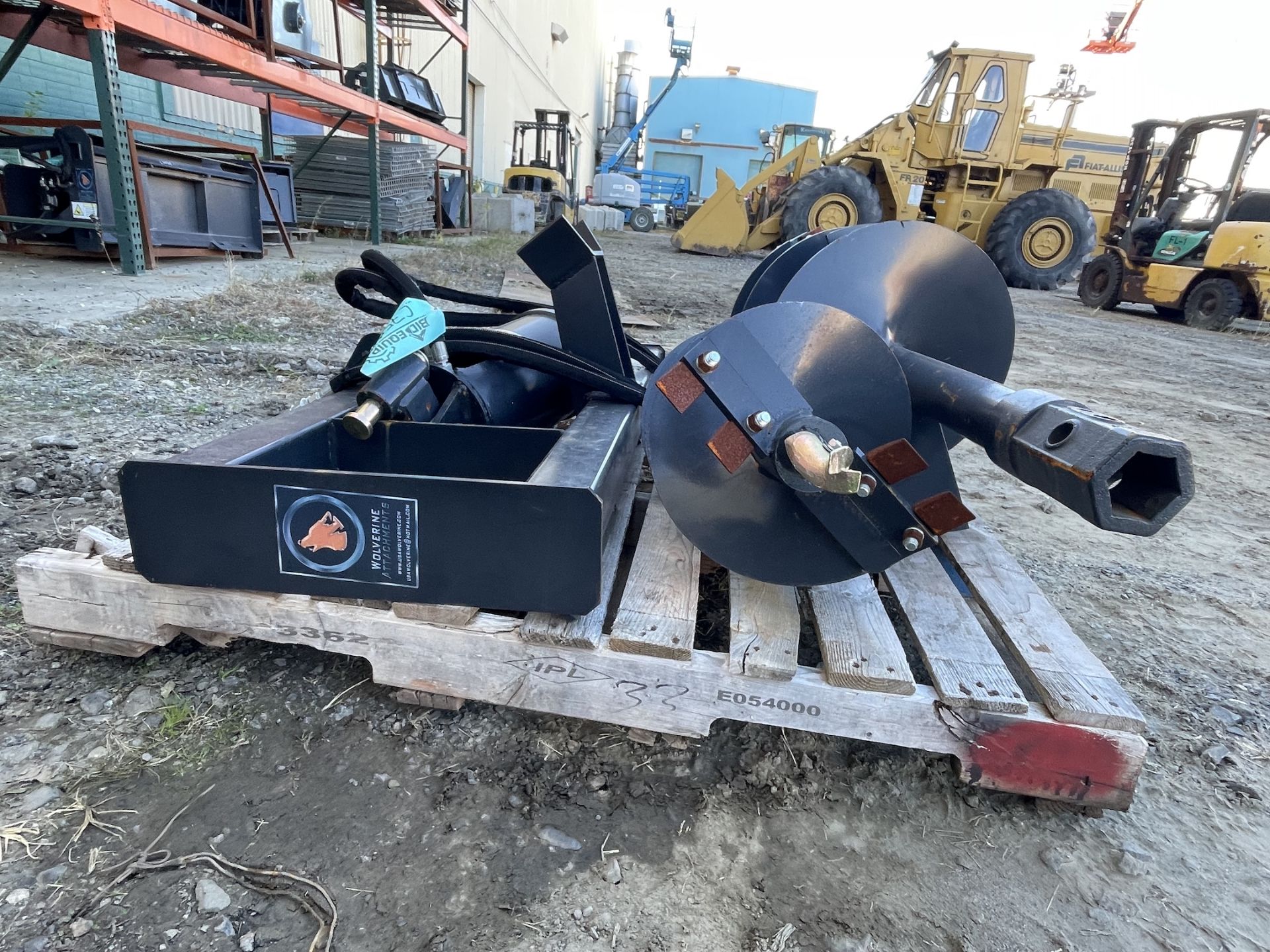 Brand New Wolverine Auger Skid Steer Attachment (C75E) - Image 5 of 10