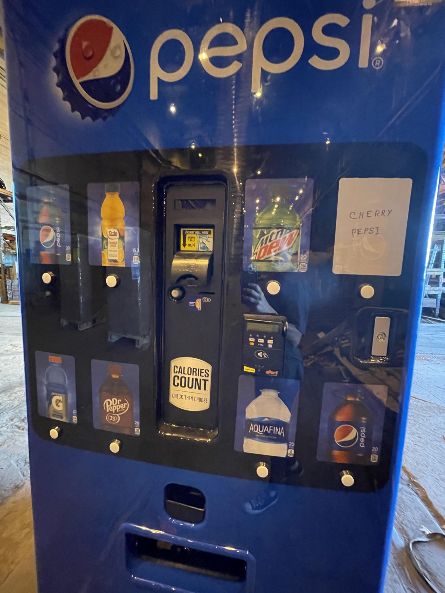 REFURBED GALAXY PEPSI VENDING MACHINE (BC3) - Image 6 of 7