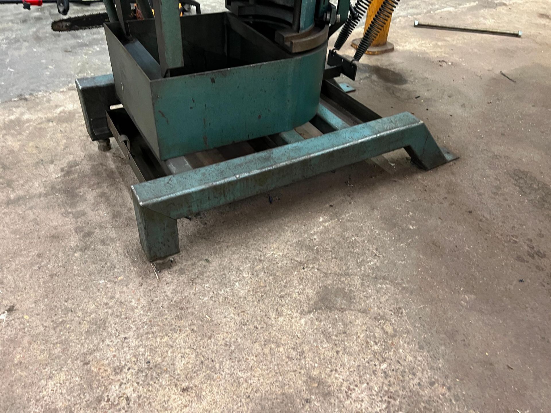 Ellis Model 1800 Mitre Band Saw, Serial Number 18967057, 70, 135, 250 Feet per Minute Speeds, 132" x - Image 14 of 15