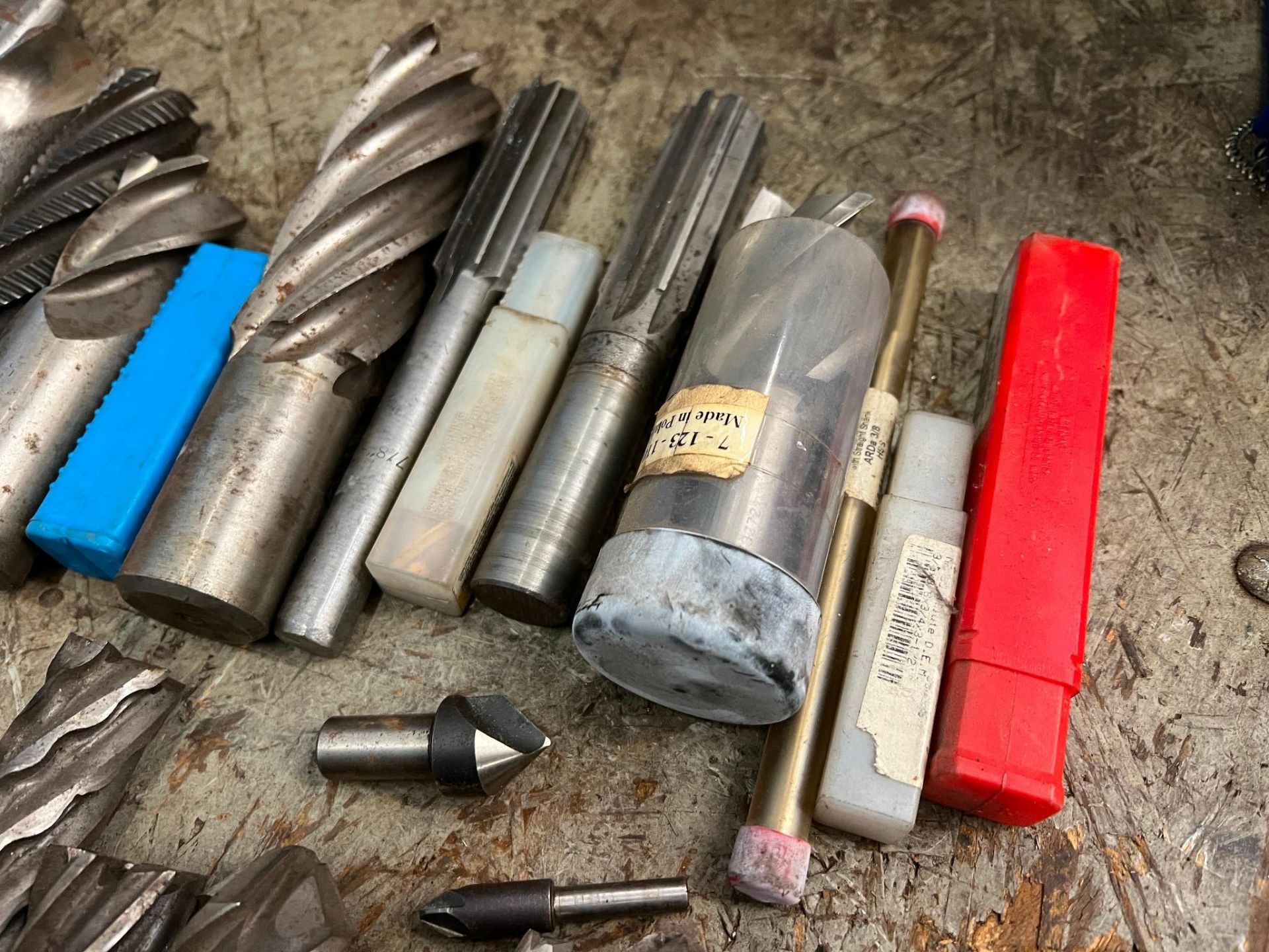 Lot of assorted HSS tooling to include end mills, drills, reamers and more - Image 9 of 9