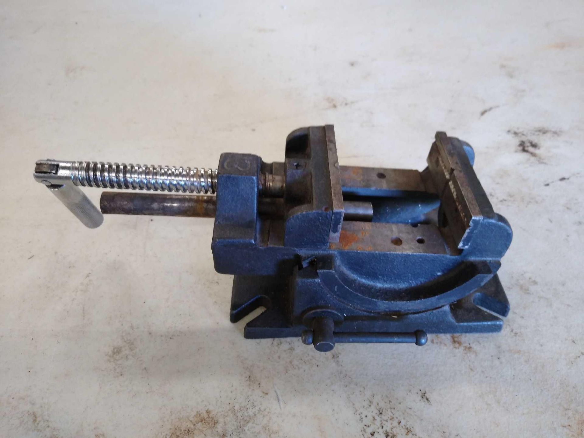 Small Bench Vise 3" Open - Image 2 of 10