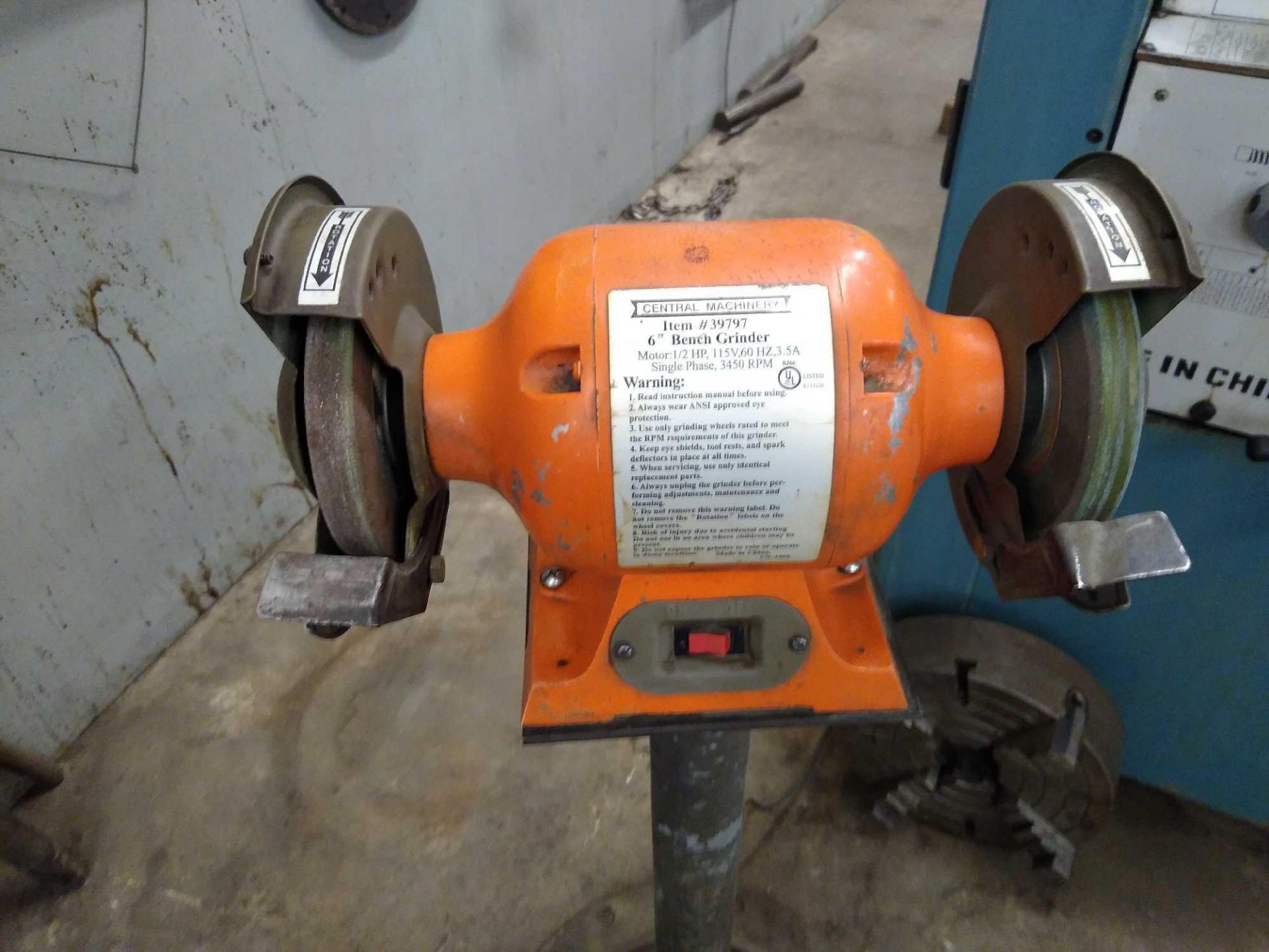 Central Machinery Model 39797 6" Pedestal Grinder Manufacturer: Central Machinery Model: 39797 Type: - Image 2 of 9