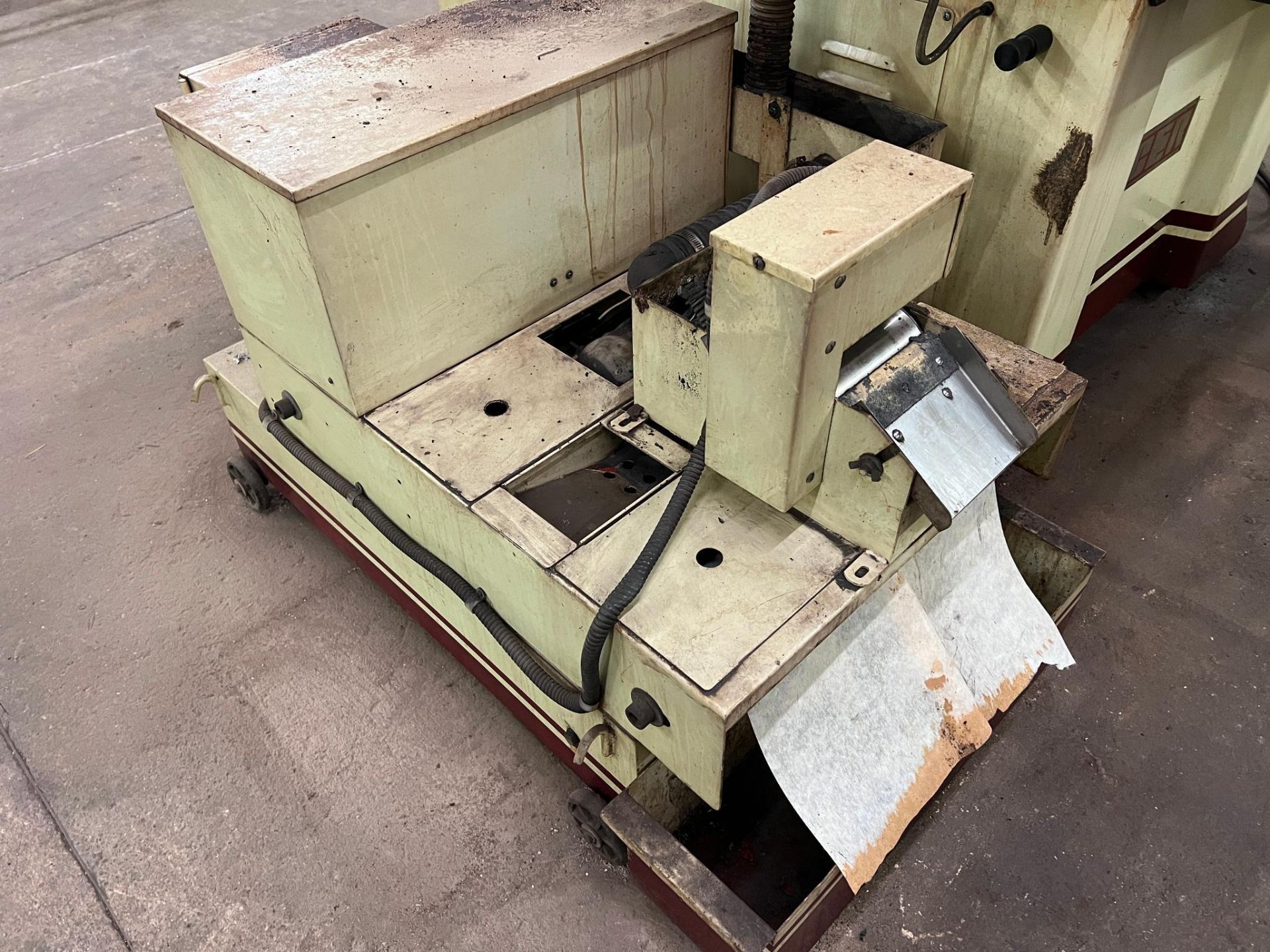 2005 Acer AGS-1224AHD Hydraulic Surface Grinder, Serial Number: s/n N5070188, 3-Axis, Automatic Hydr - Image 8 of 26