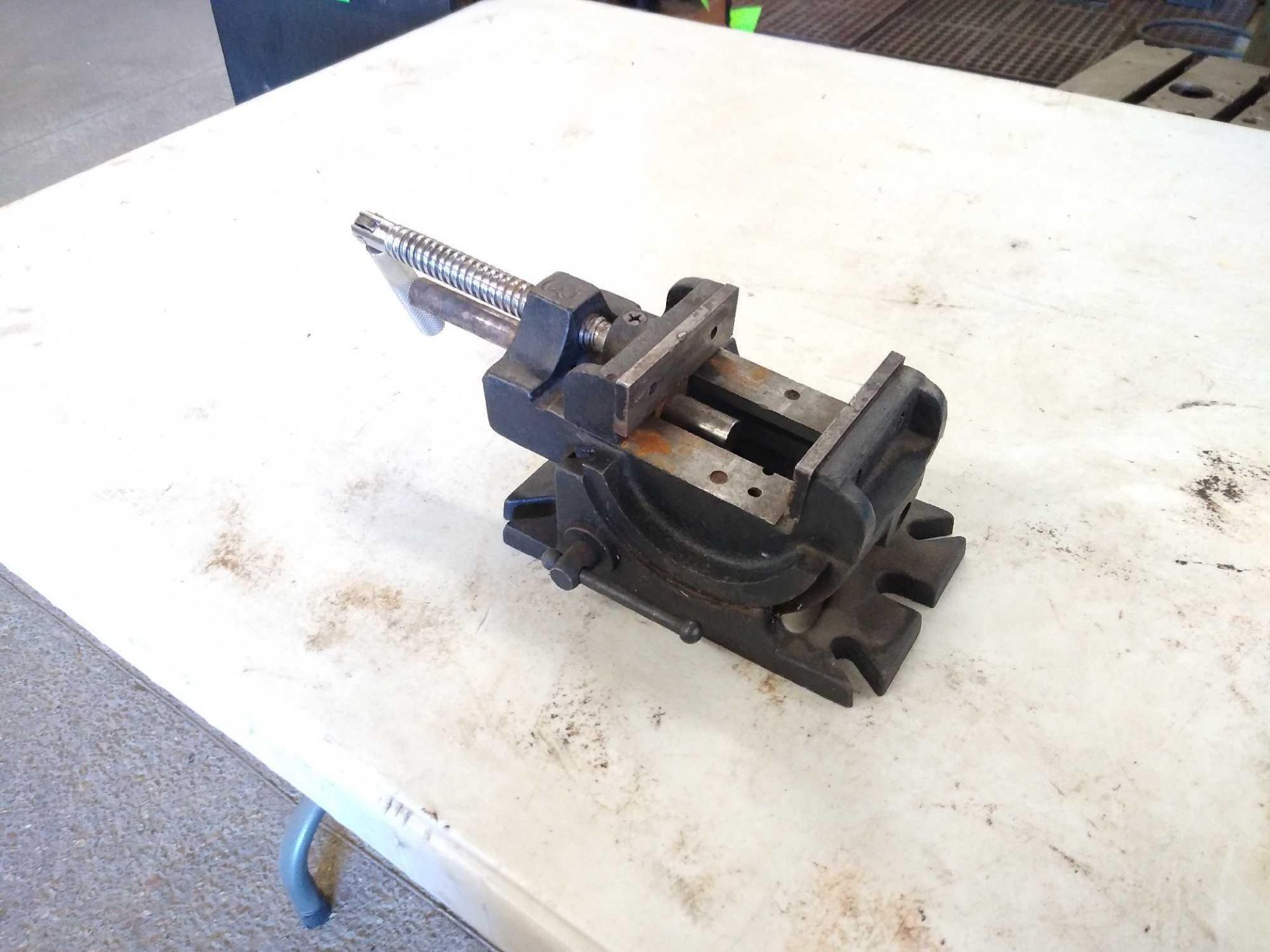 Small Bench Vise 3" Open