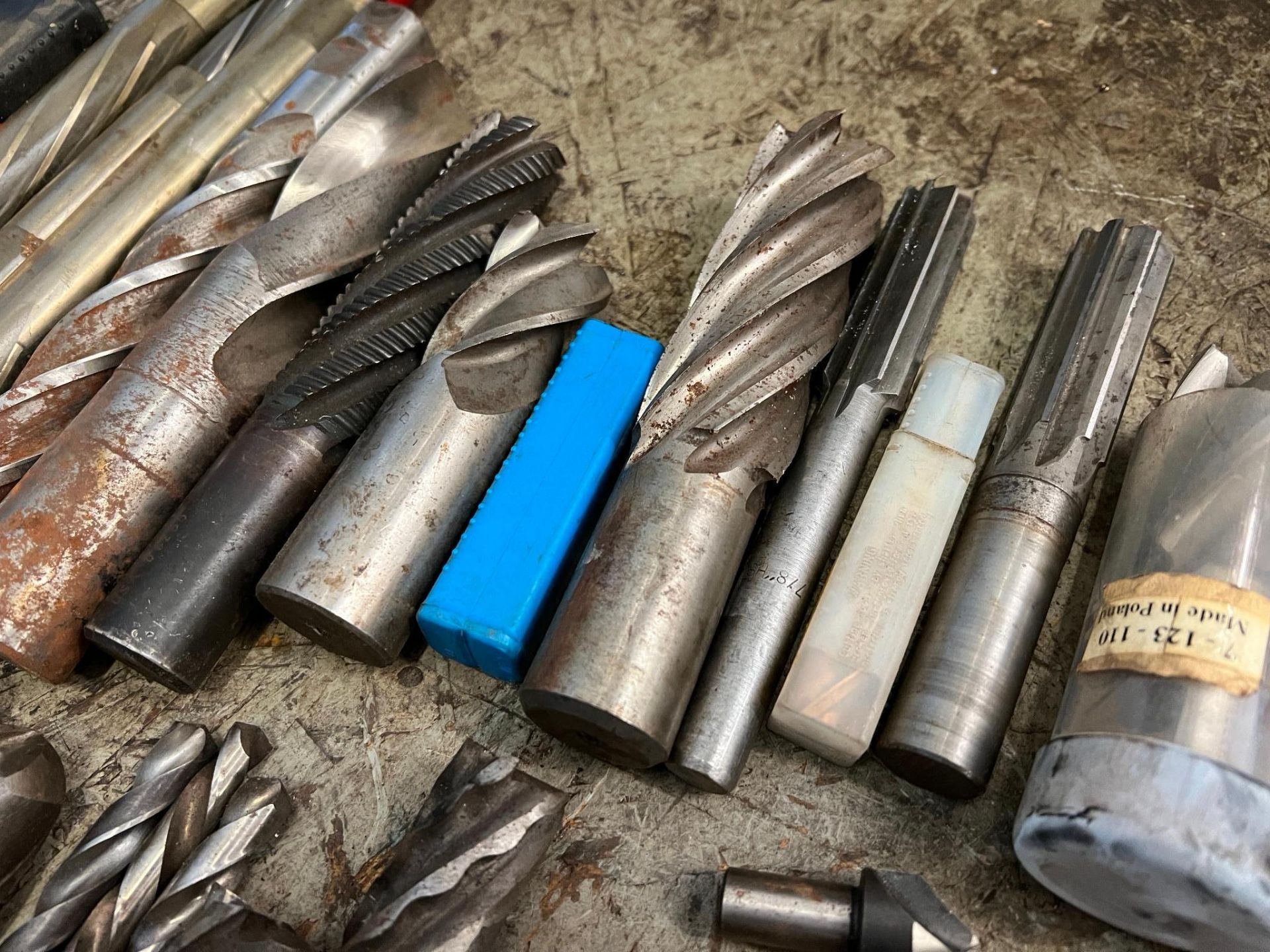 Lot of assorted HSS tooling to include end mills, drills, reamers and more - Image 8 of 9