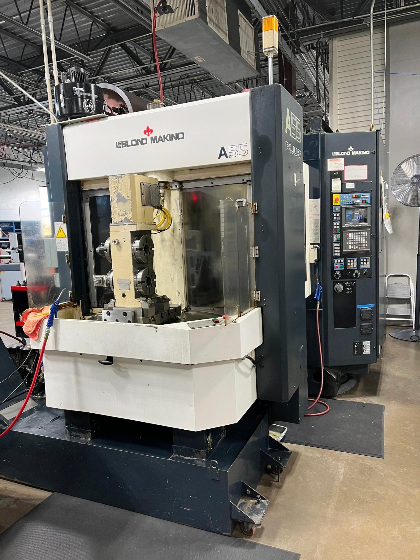 Makino A55 20K Spindle, Cat40, 60ATC, Quad 6" Rotary Table - Image 10 of 45