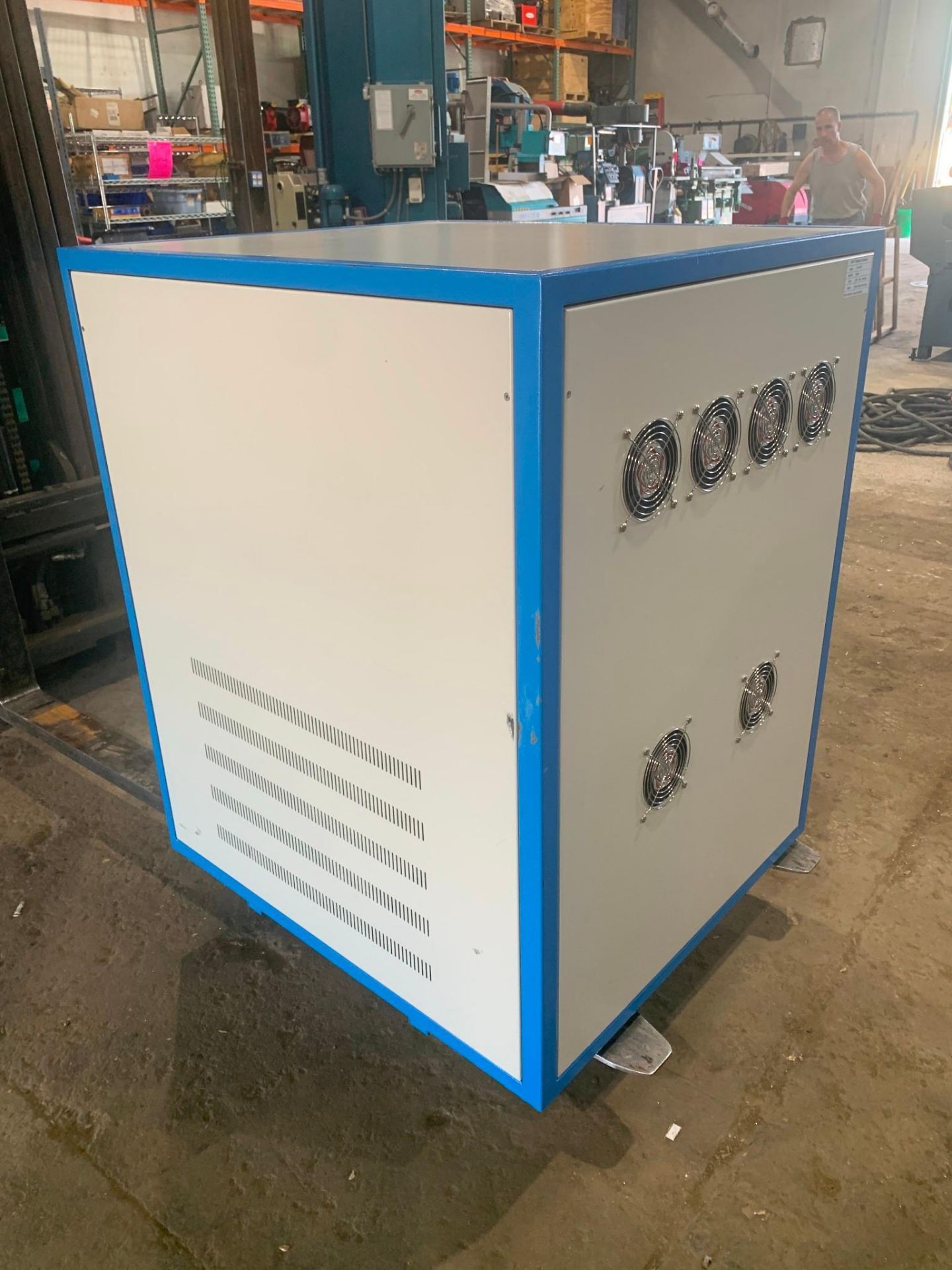 2018 GoHz Model HZ-50-3345 45KVA Frequency Converter Input 230V 50/60hz 3P 4W Output 0-520V 40.0-120 - Image 2 of 8