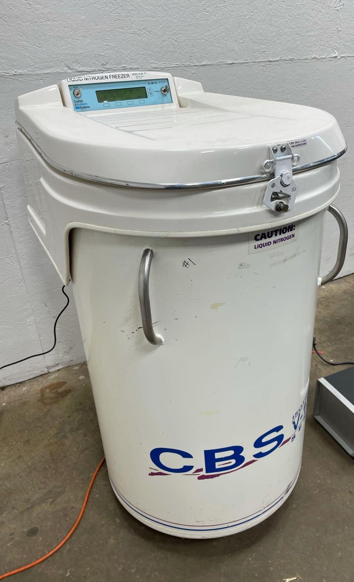 Custom BioGenic Systems CBS V-1500 Cryogenic Liquid Nitrogen Isothermal Freezer - Image 3 of 14