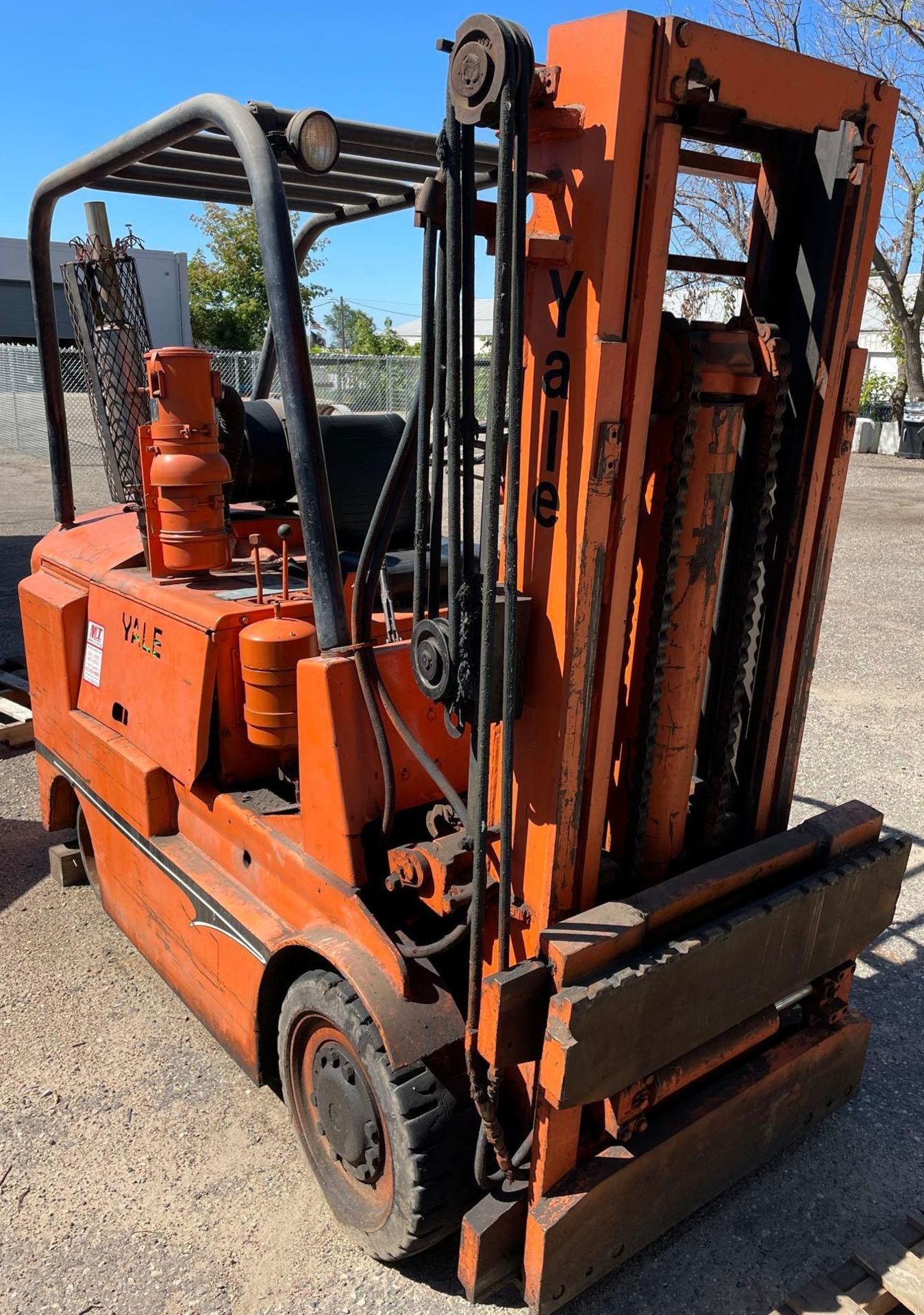 Yale LP Forklift  Model: L51F-120-CBS 12,000 Capacity  Tilt & Side Shift (2) Sets of Forks (72" & 48 - Image 2 of 19