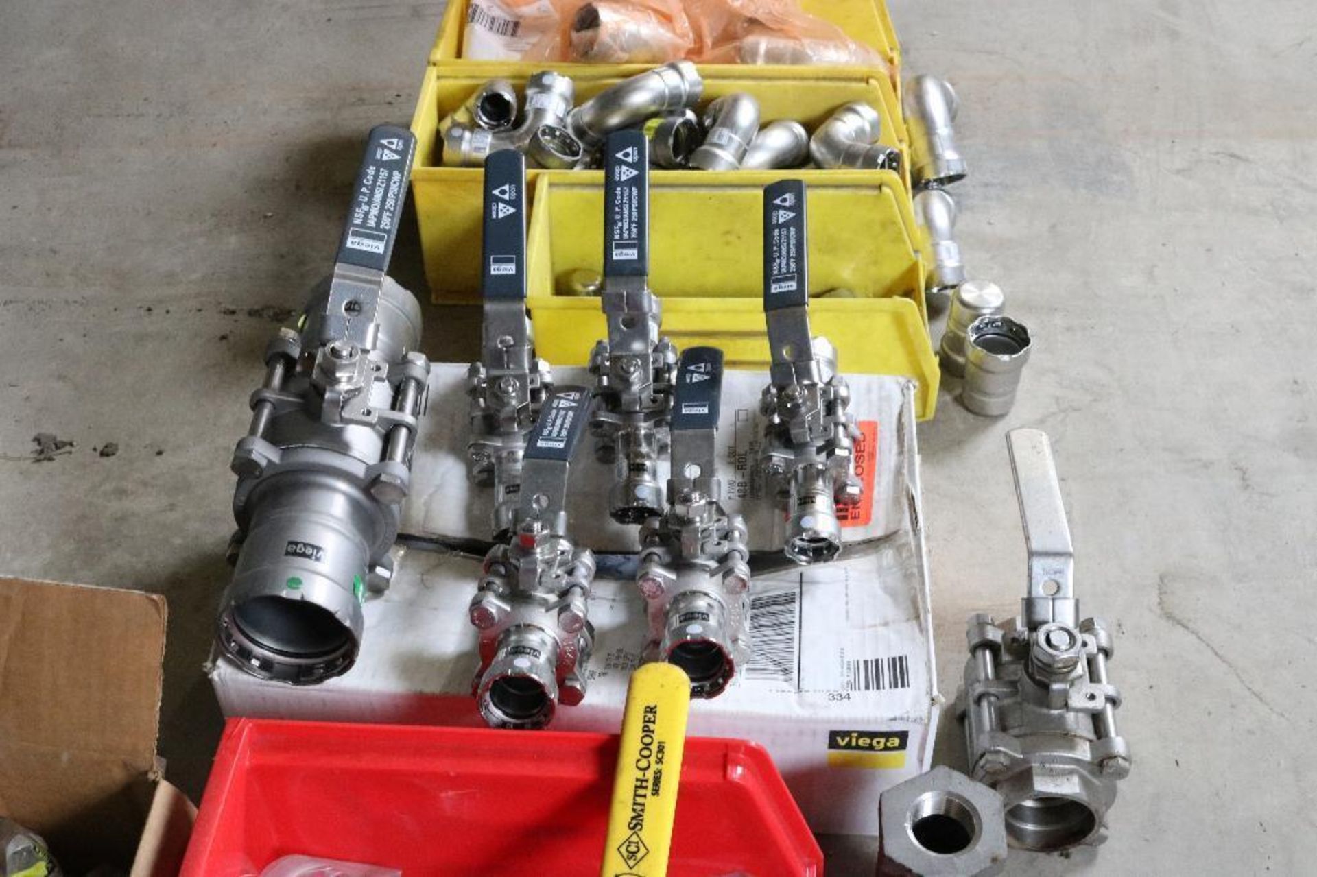 Assortment of Stainless Fittings and Valves. See Photos for Full Details - Image 8 of 8