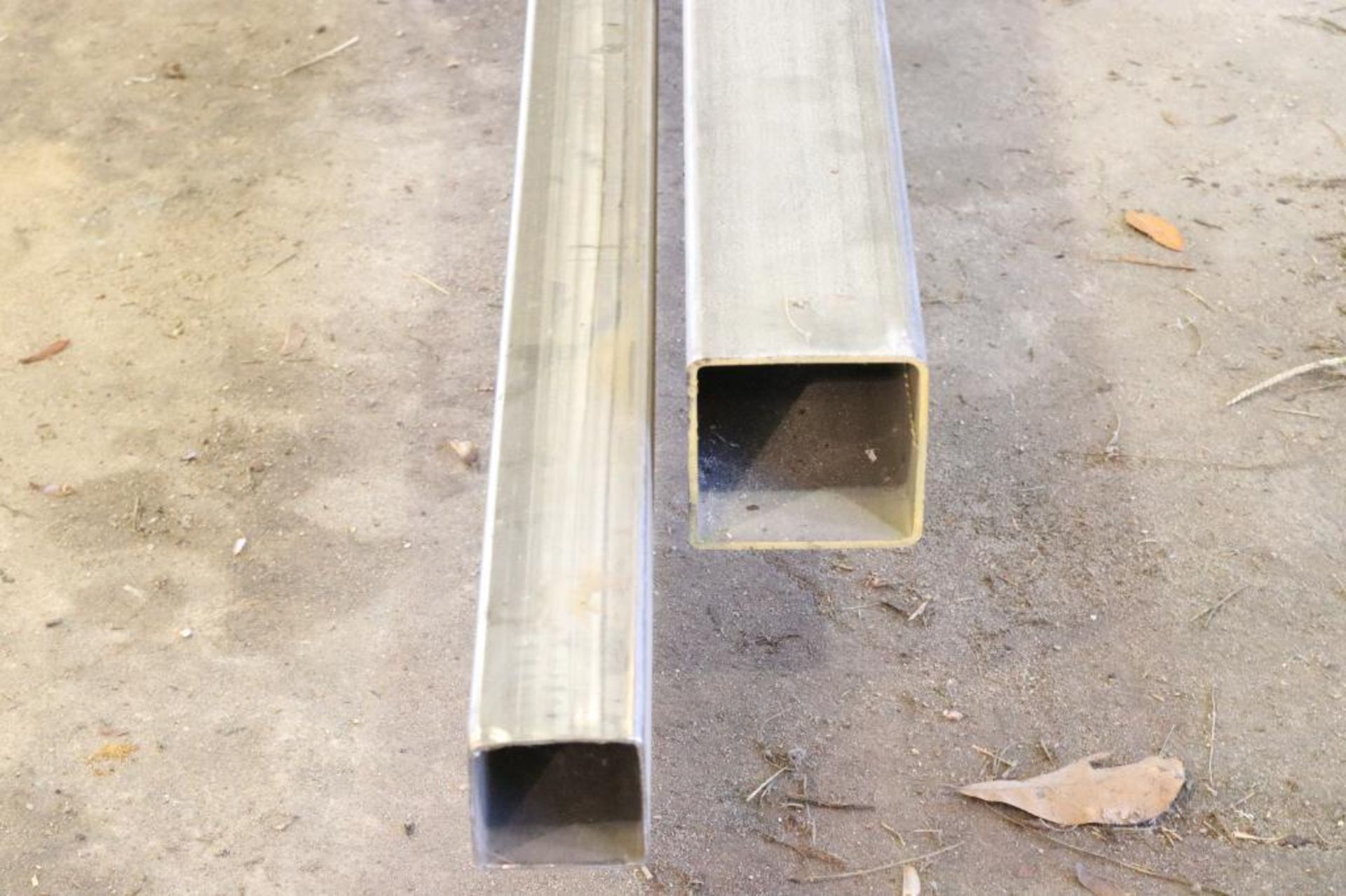 15 Ft. x 1 1/4" Sq Tube - Stainless - Image 2 of 4