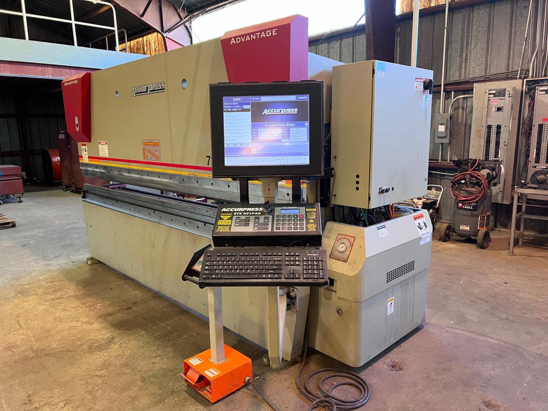 2018 Accurpress 713012 CNC Press Brake Serial Number 12968 Tons: 130 Bed Length: 12' Computer System - Image 3 of 27