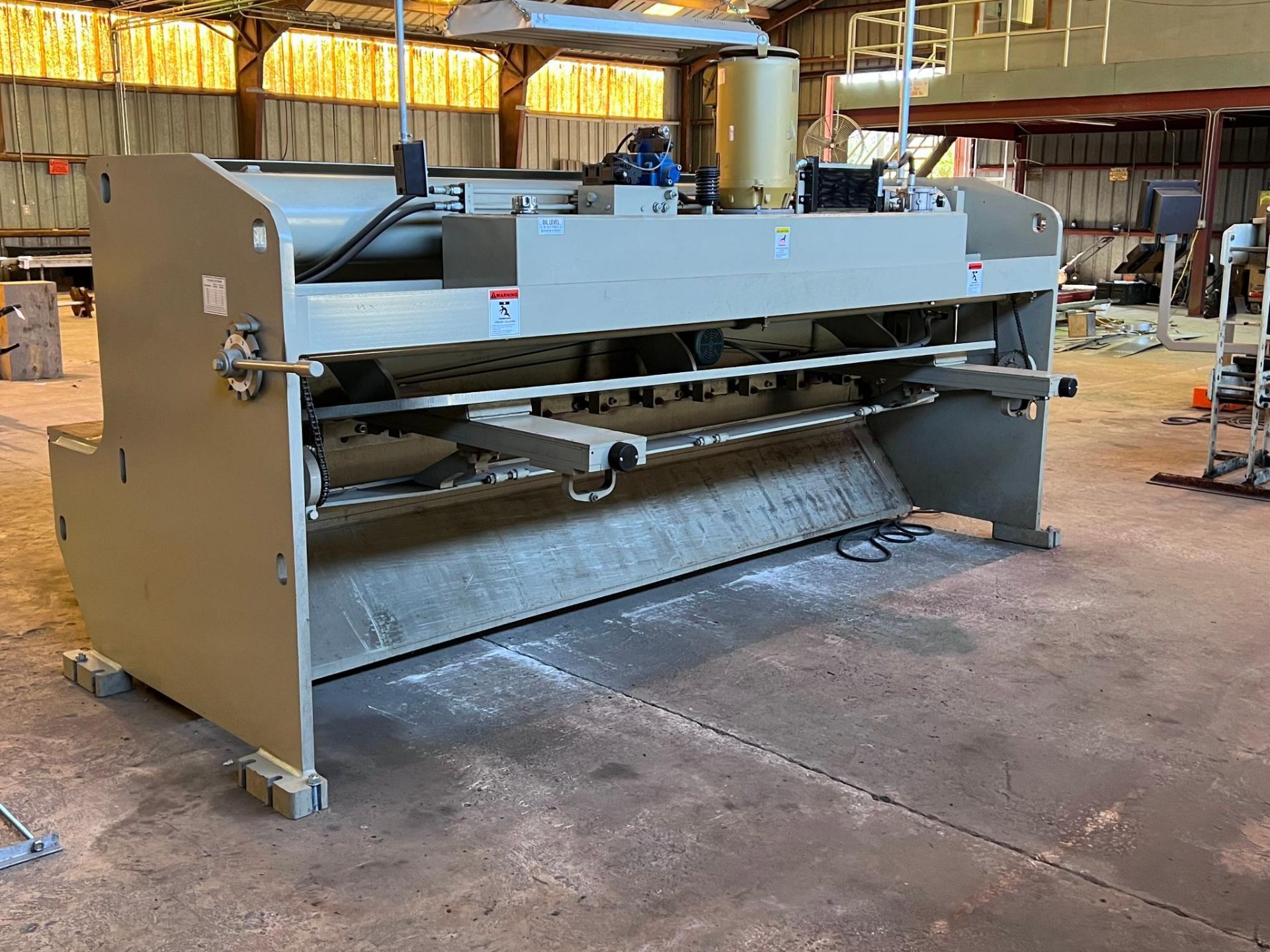 2019 Accurshear 625012 Hydraulic Power Squaring Shear Serial Number 7281 Thickness: .25" Mild Steel - Image 4 of 29