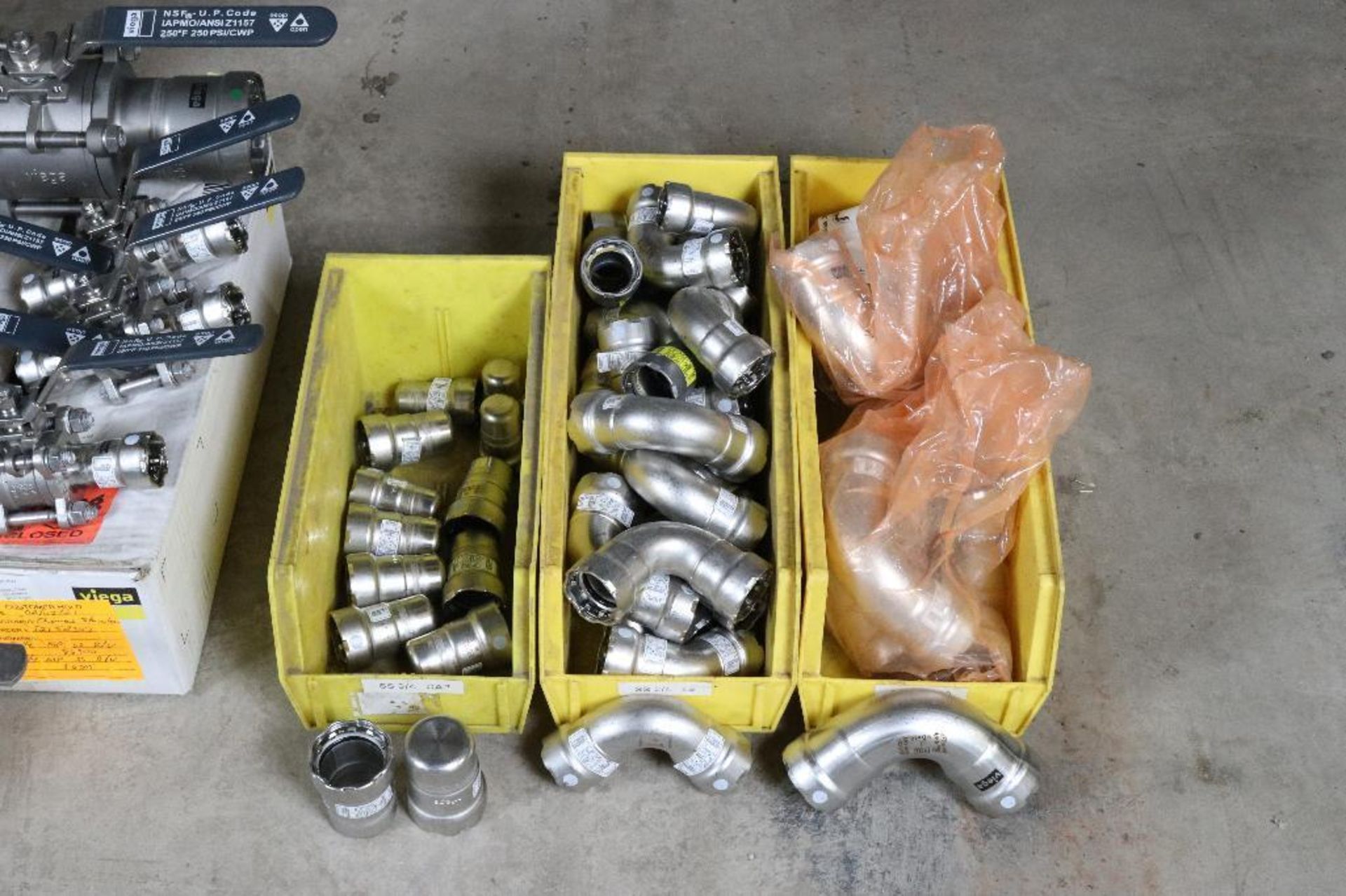 Assortment of Stainless Fittings and Valves. See Photos for Full Details - Image 4 of 8