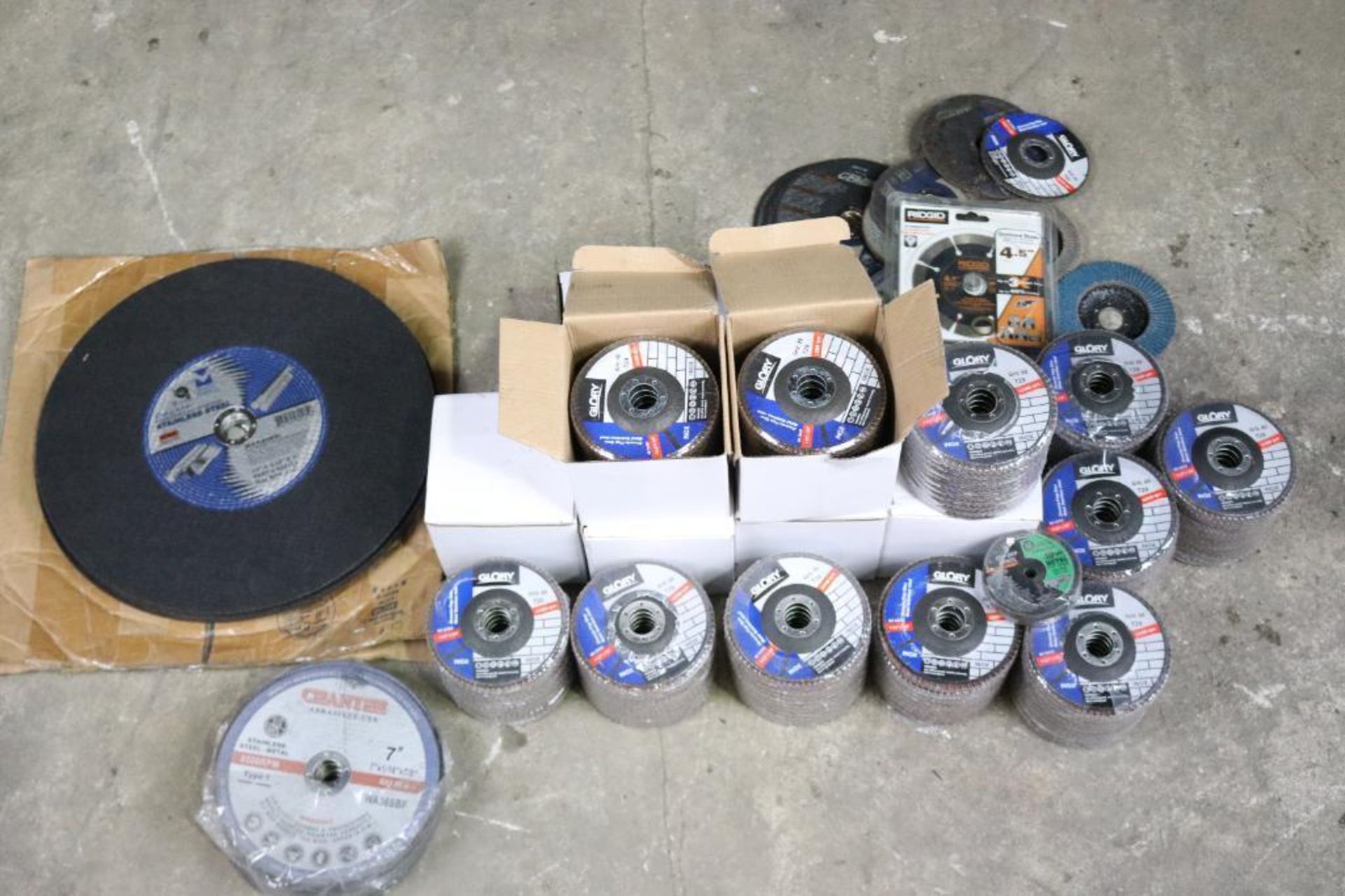 Large Assortment Grinding Discs Various Sizes