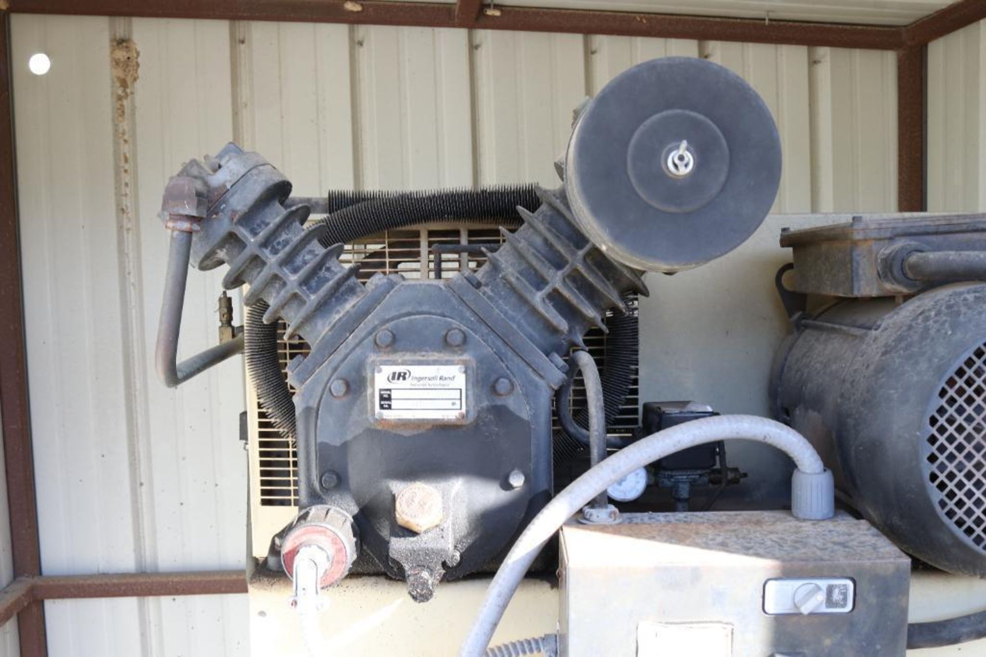 Ingersoll Rand Model 2475.5-P Two Stage Cast Iron Air Compressor Serial Number: CBV554476 230V 60Hz - Image 3 of 9