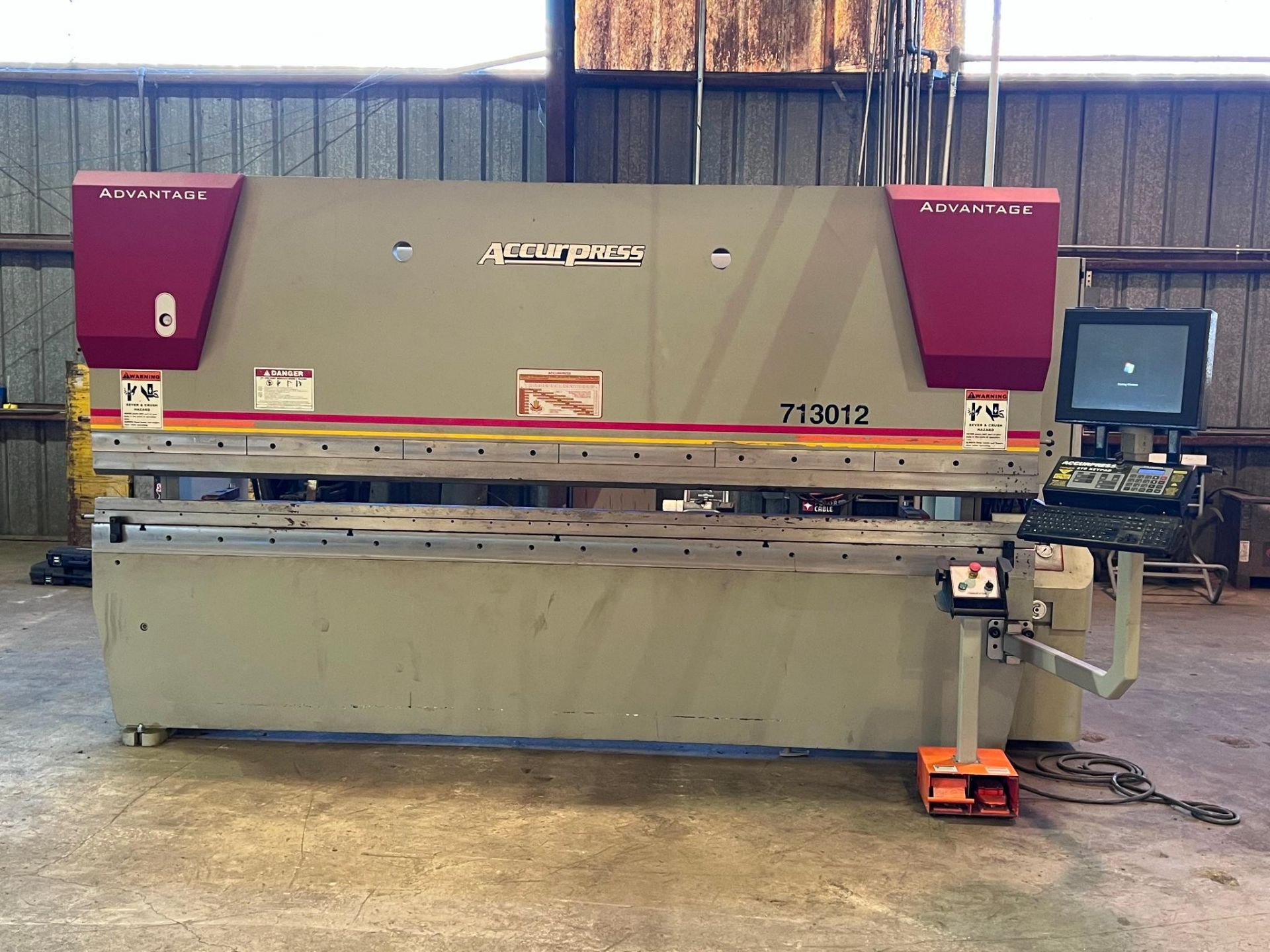 2018 Accurpress 713012 CNC Press Brake Serial Number 12968 Tons: 130 Bed Length: 12' Computer System - Image 4 of 27