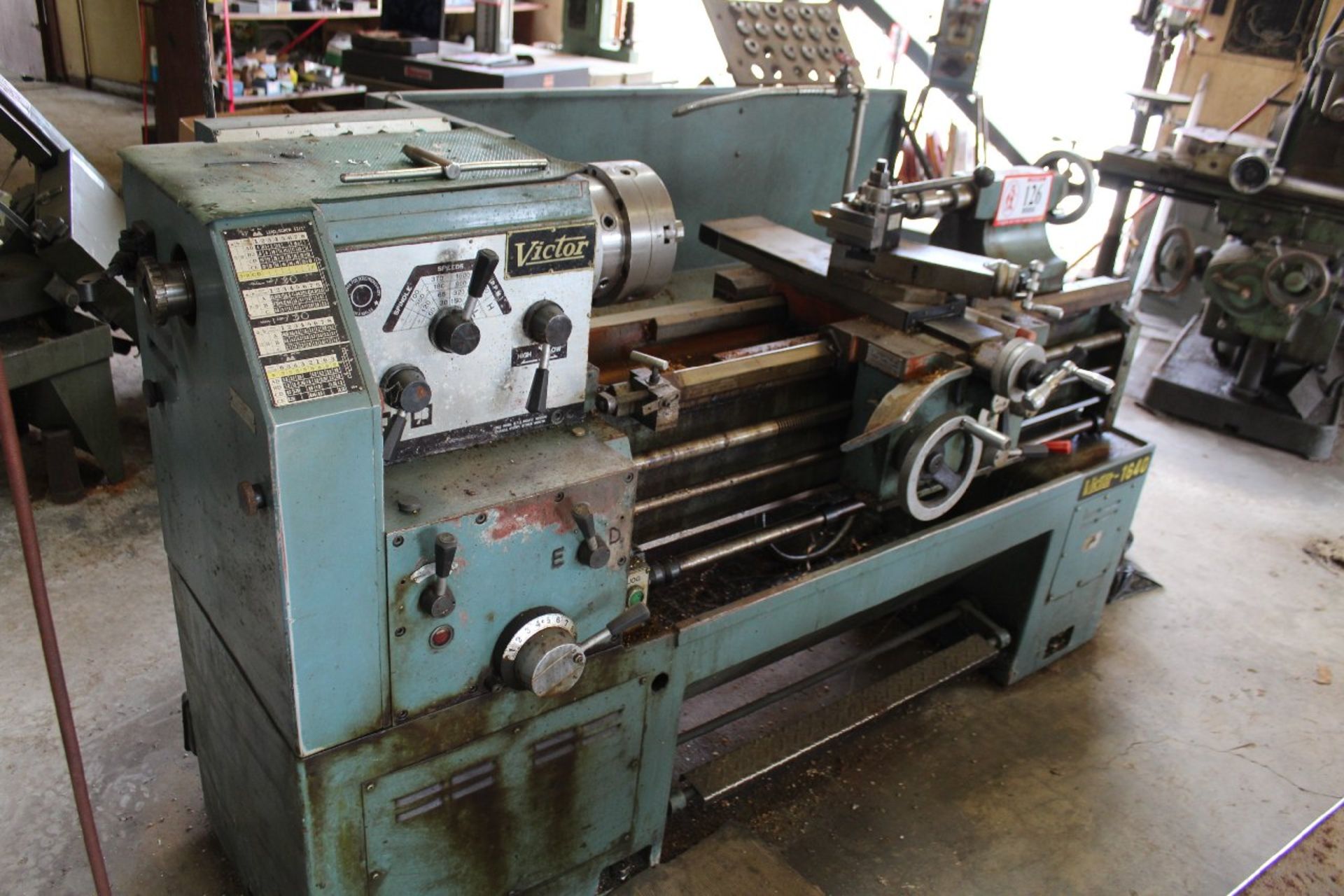 Victor Engine Lathe 1640 16 inch Swing, 40 inch between centers