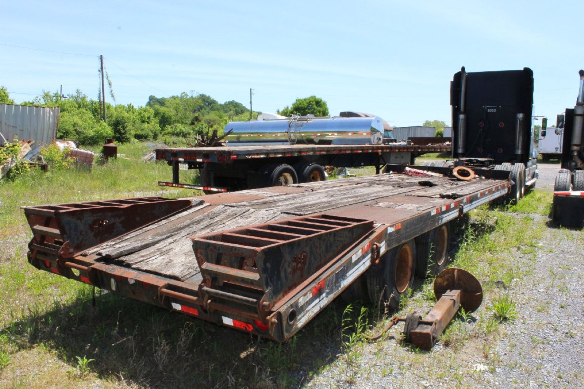 2001 Eager Beaver Equipment Trailer, Model 20HMX, 20n Ton, Pentle Hook, Tandem Axle, Dove Tail - Image 2 of 4