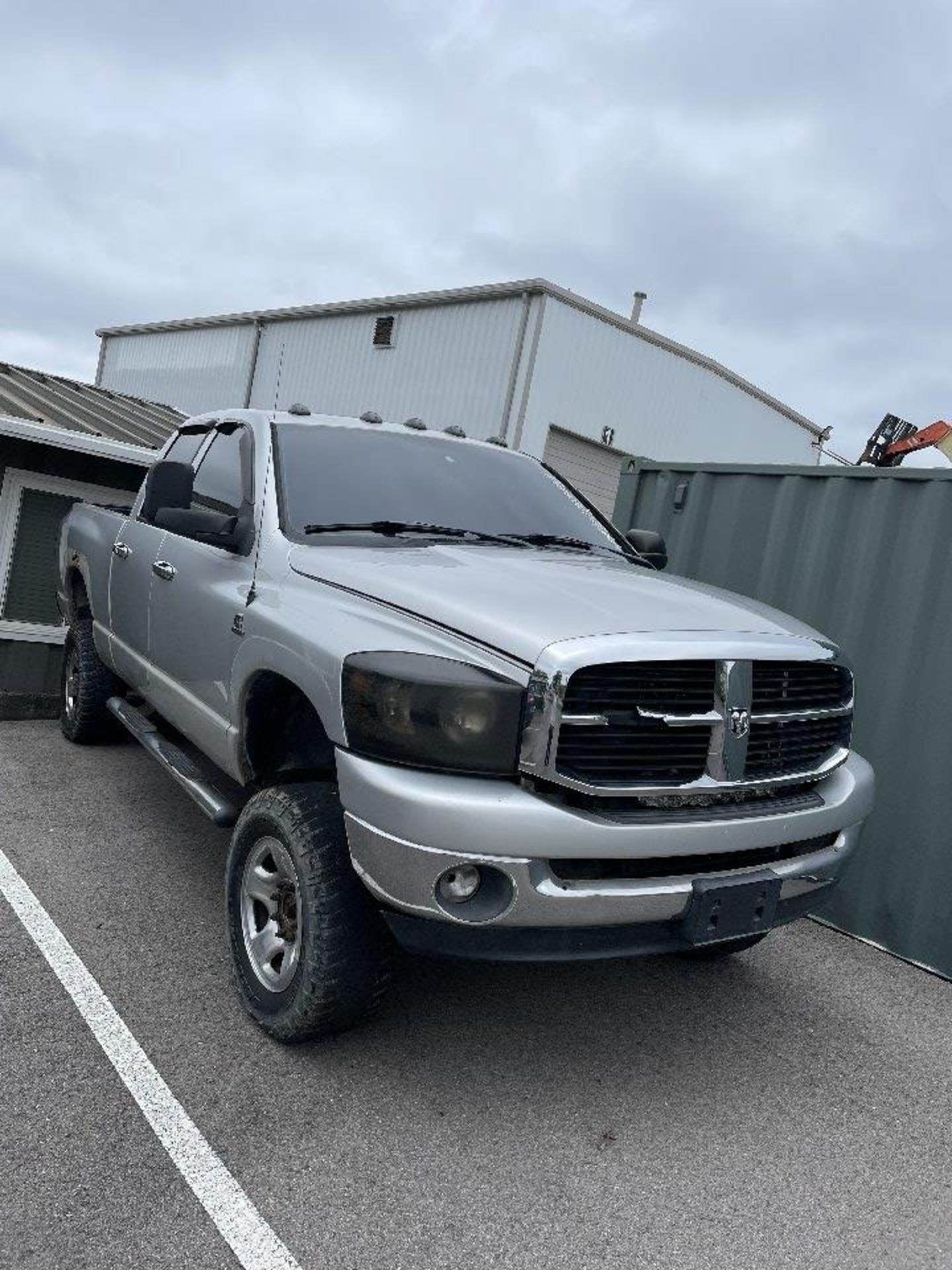 2008 Dodge Ram 2500 Quad Cab - Image 2 of 8