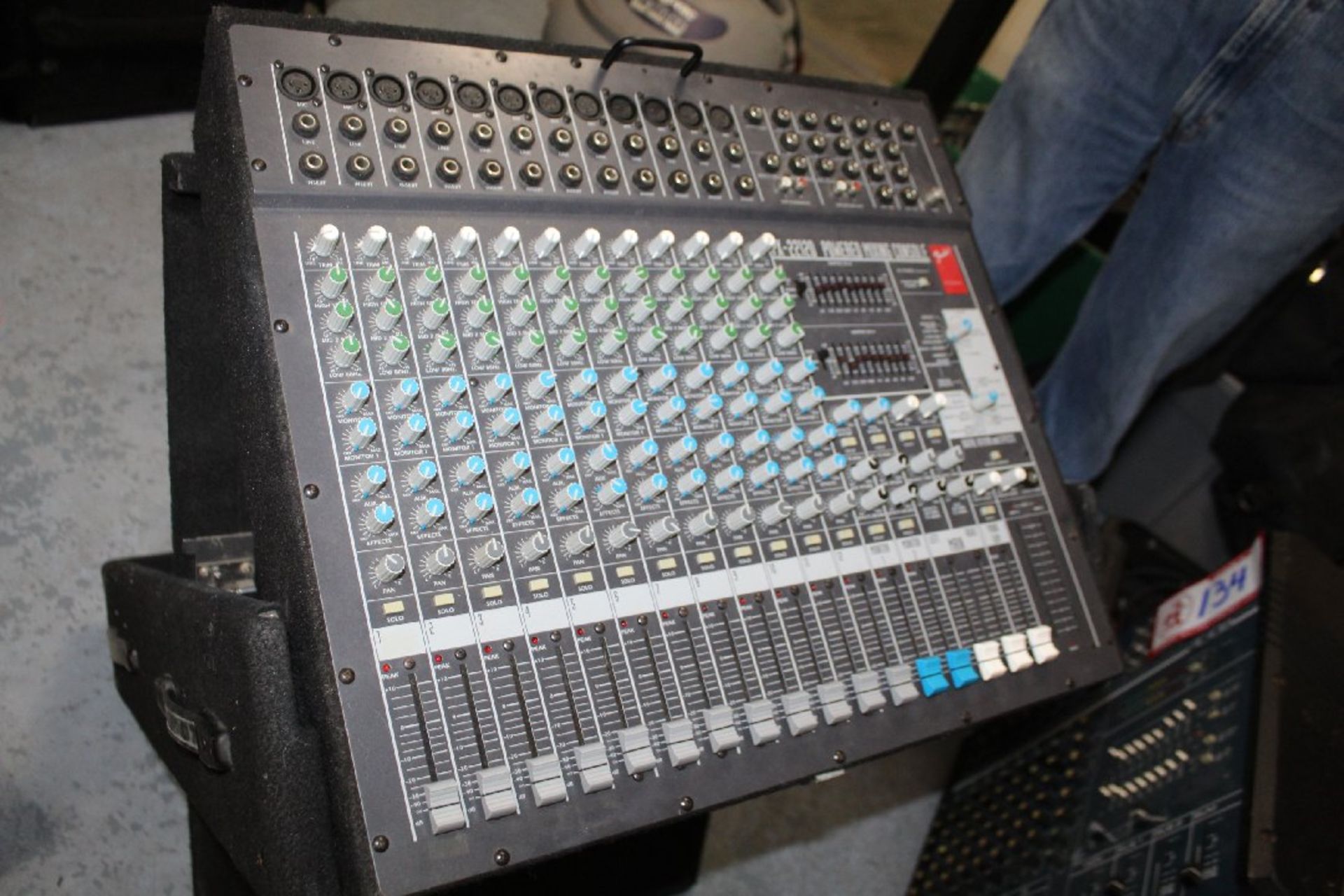 Fender PX2212D Mixing Console - Image 3 of 6