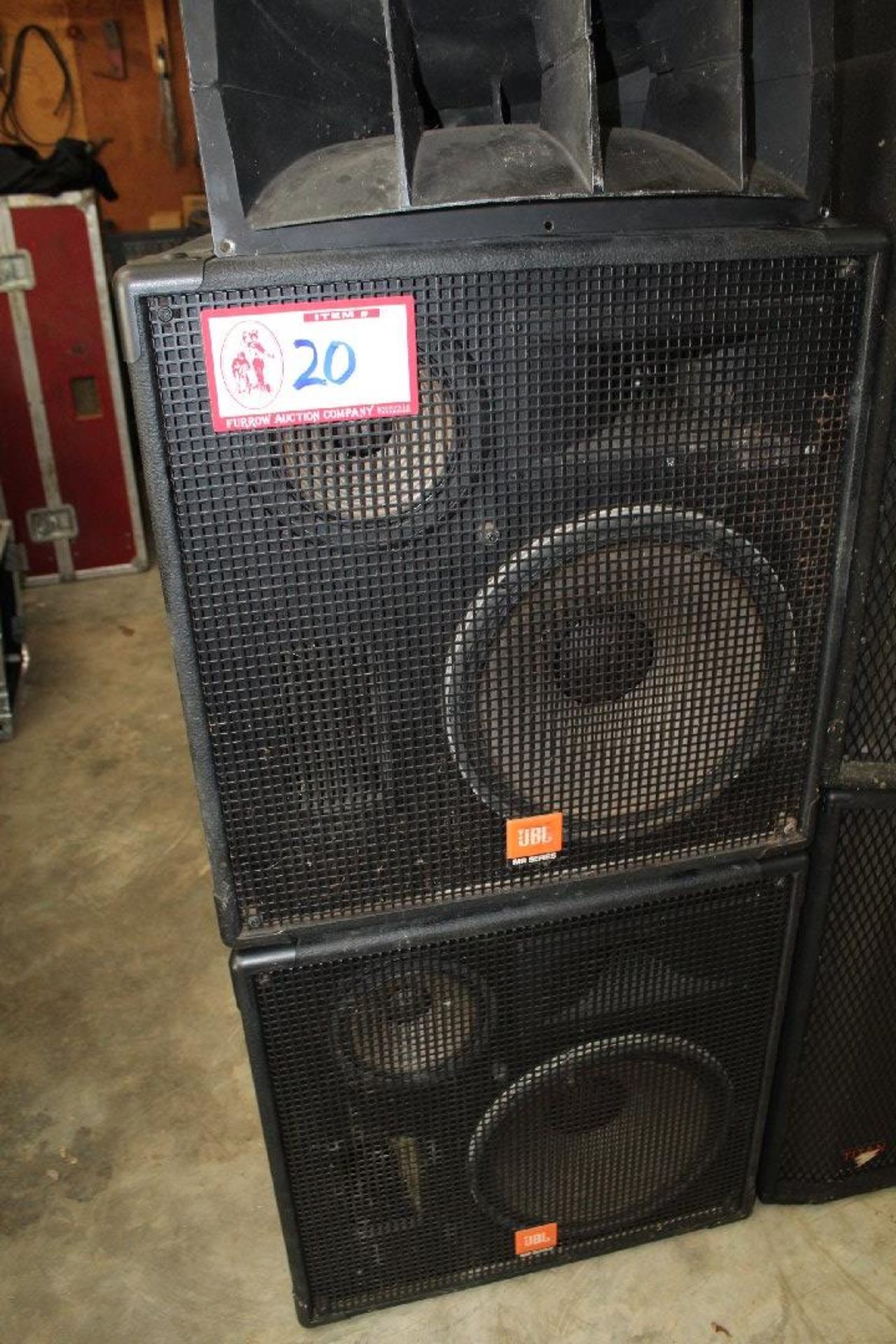 Pair JBL MR935 PA speakers