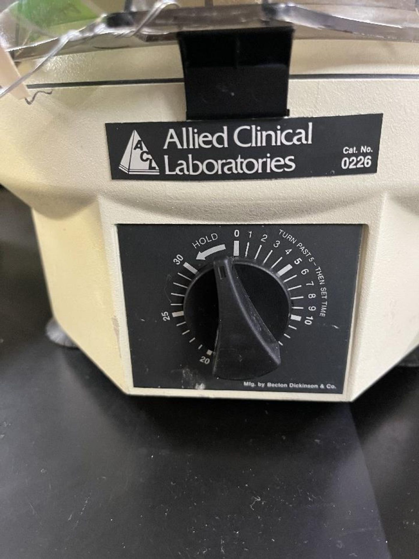 Allied Clinical Laboratories Compact II Centrifuge - Image 2 of 3