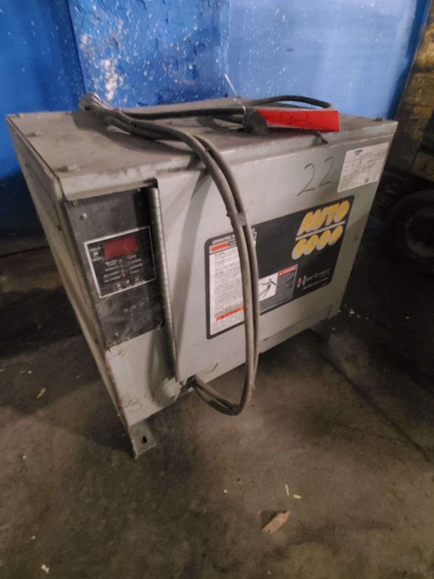 Hertner Auto 6000 Forklift Battery Charger - Image 2 of 2