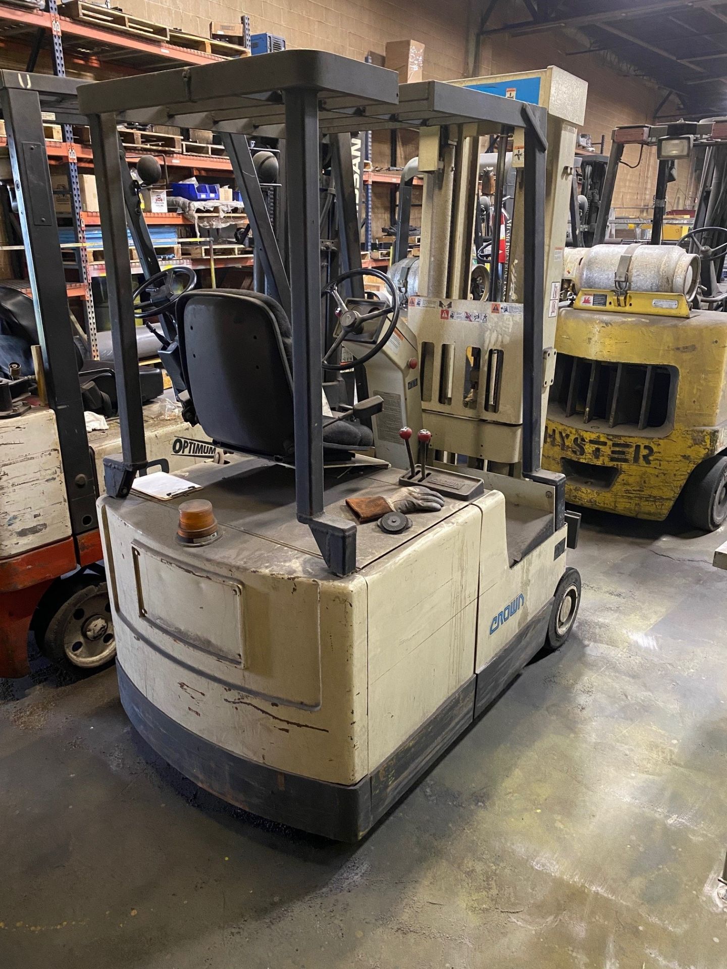 3,000 lb. Crown 30SCTT Electric Forklift