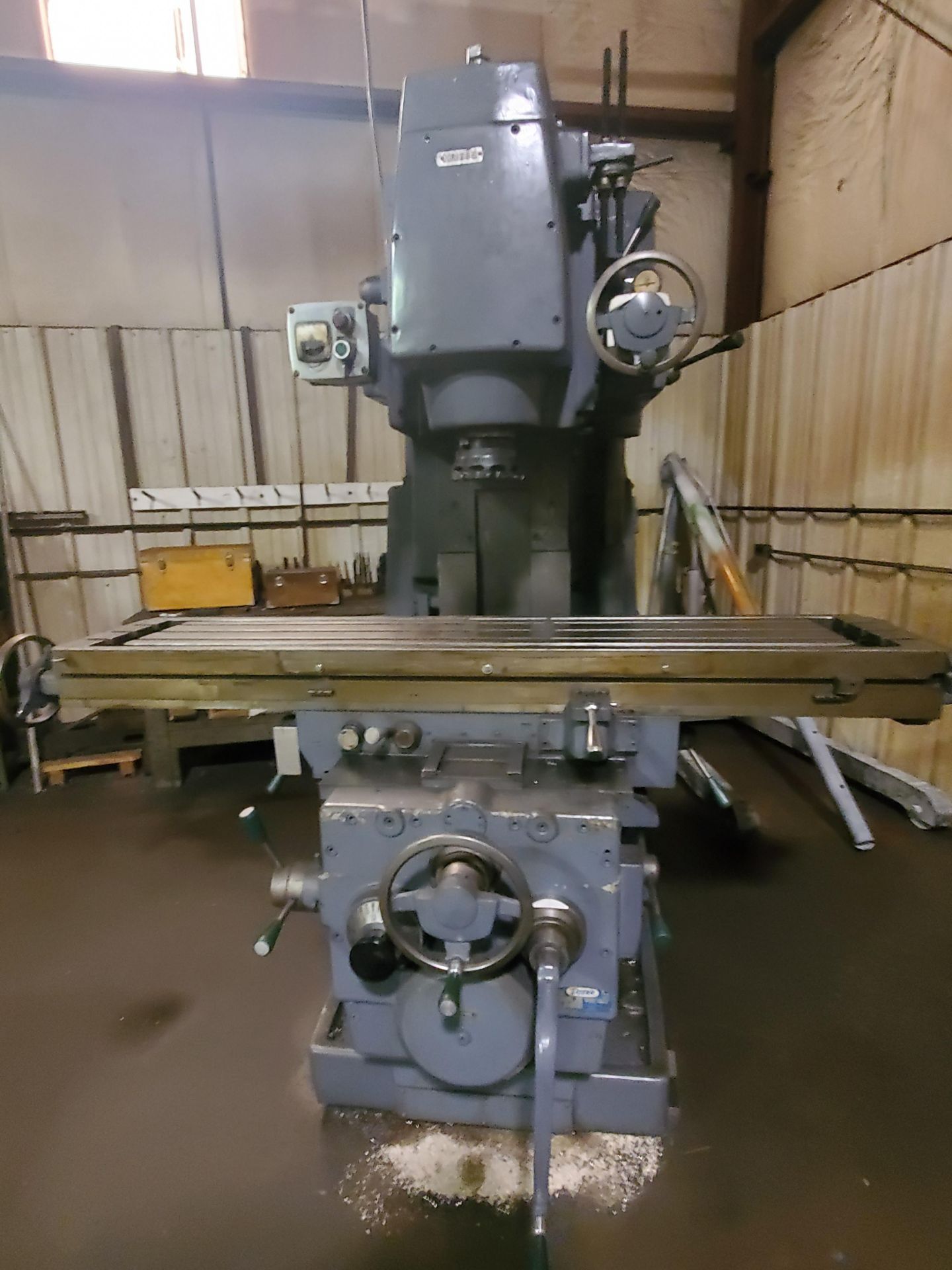 Kearney & Trecker Vertical Mill Model S-15 - Image 2 of 12