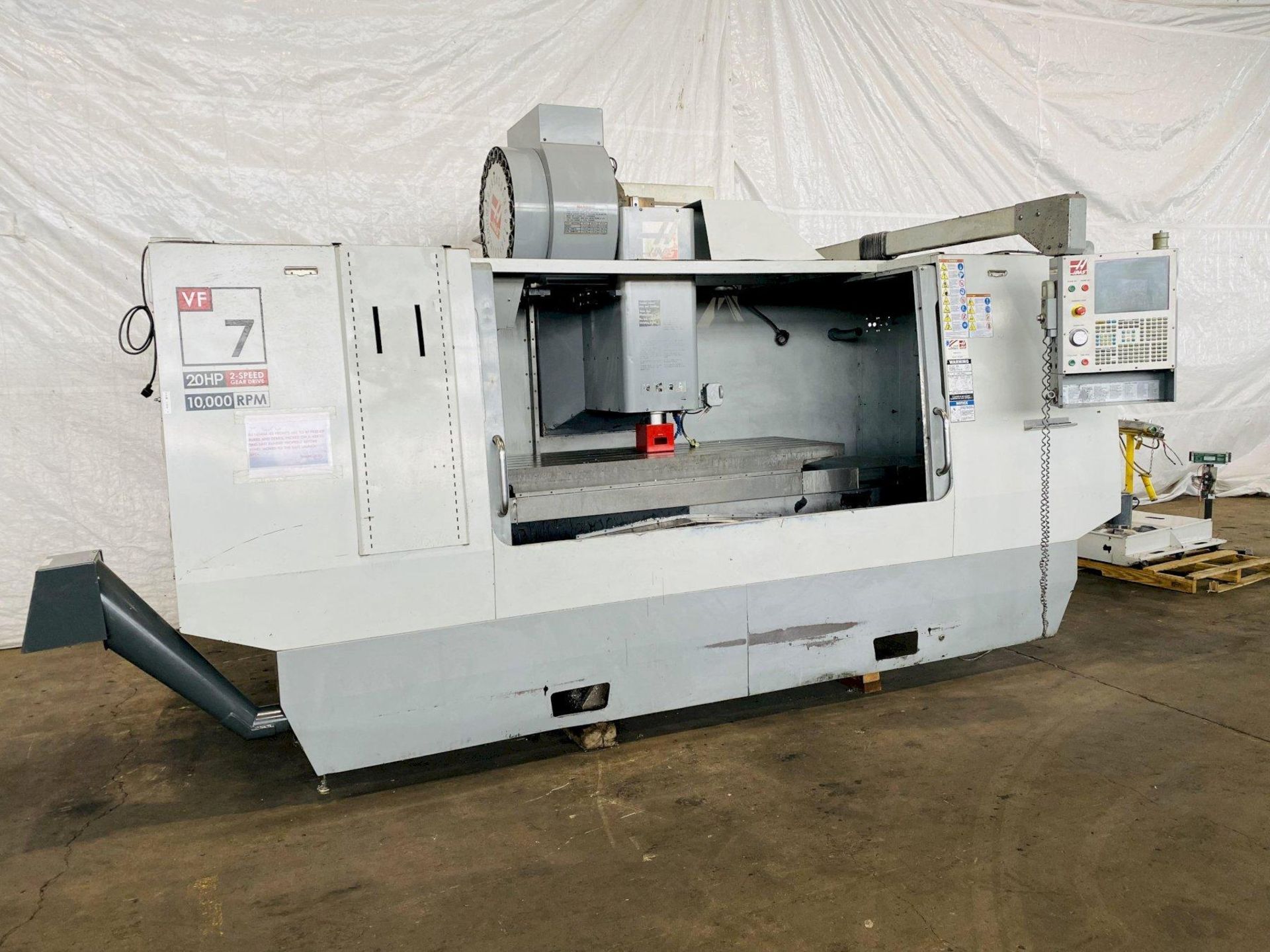 (2006) HAAS VF-7D/40 CNC VERTICAL MACHINING CENTER - Image 3 of 15