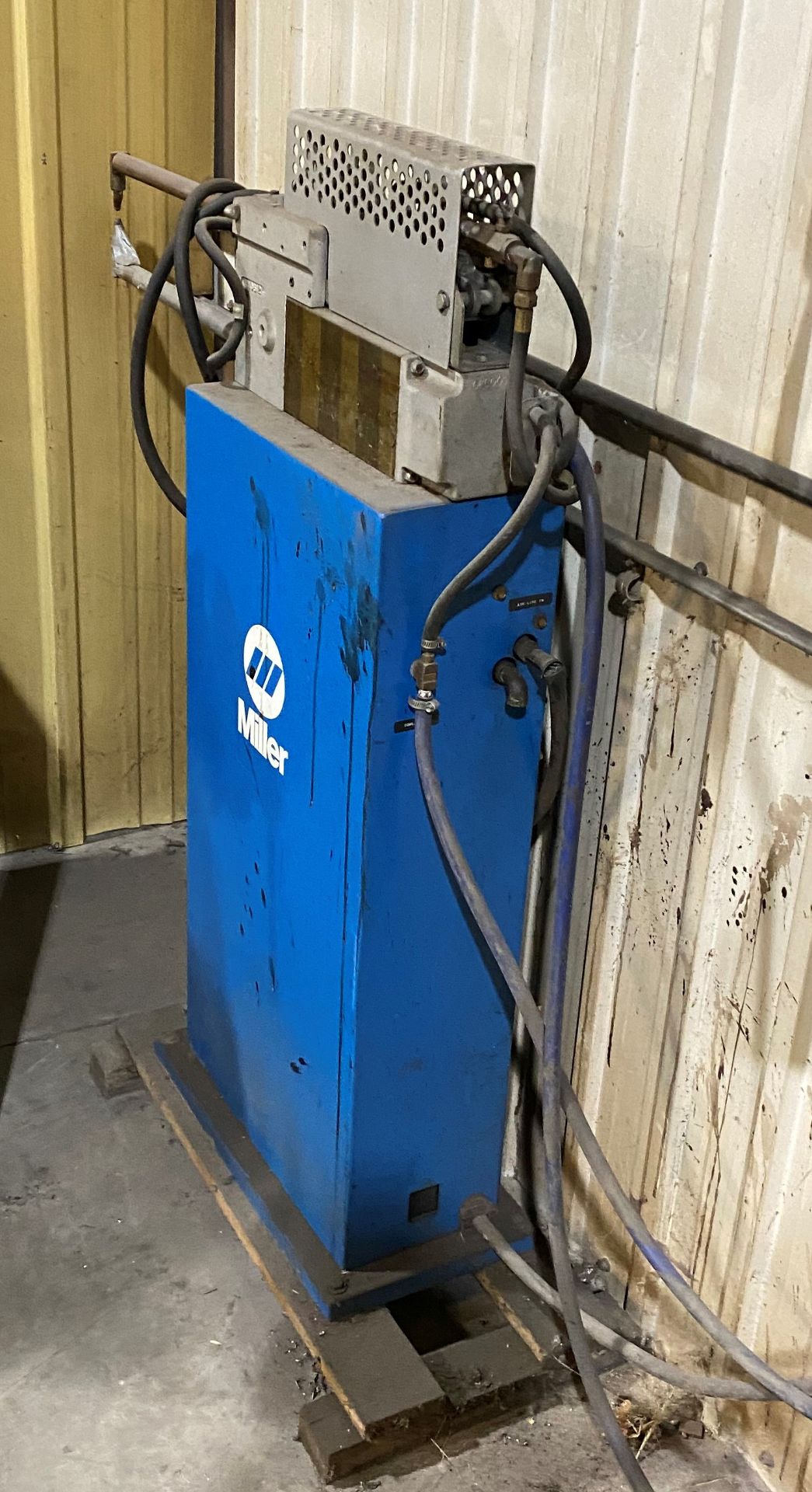 Miller 20 KVA Resistance Spot Welder Model SSW-2040ATT